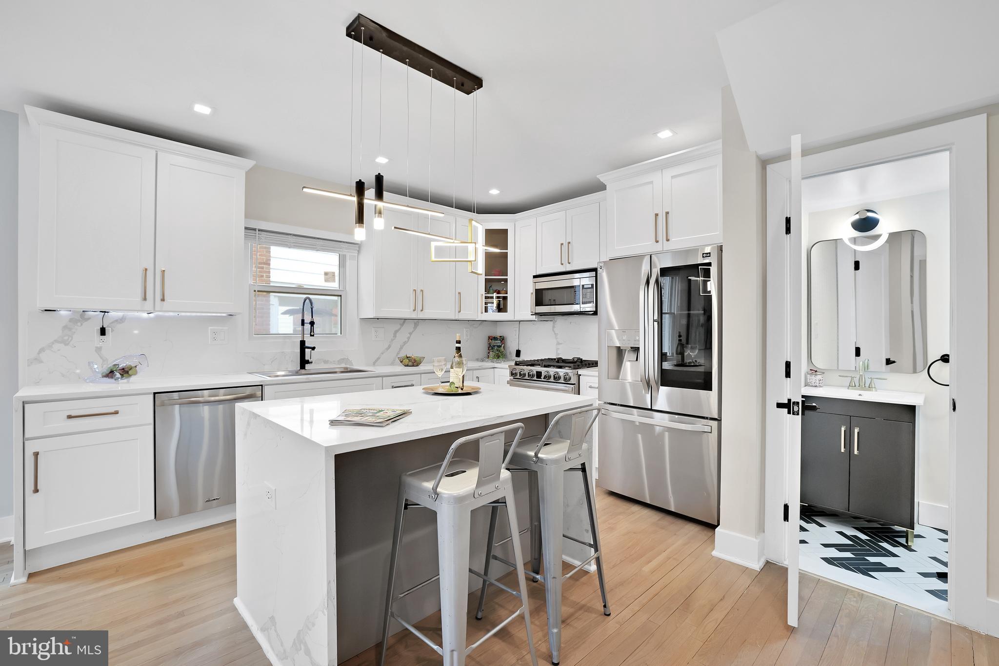 CRESTWOOD - Residential Lease