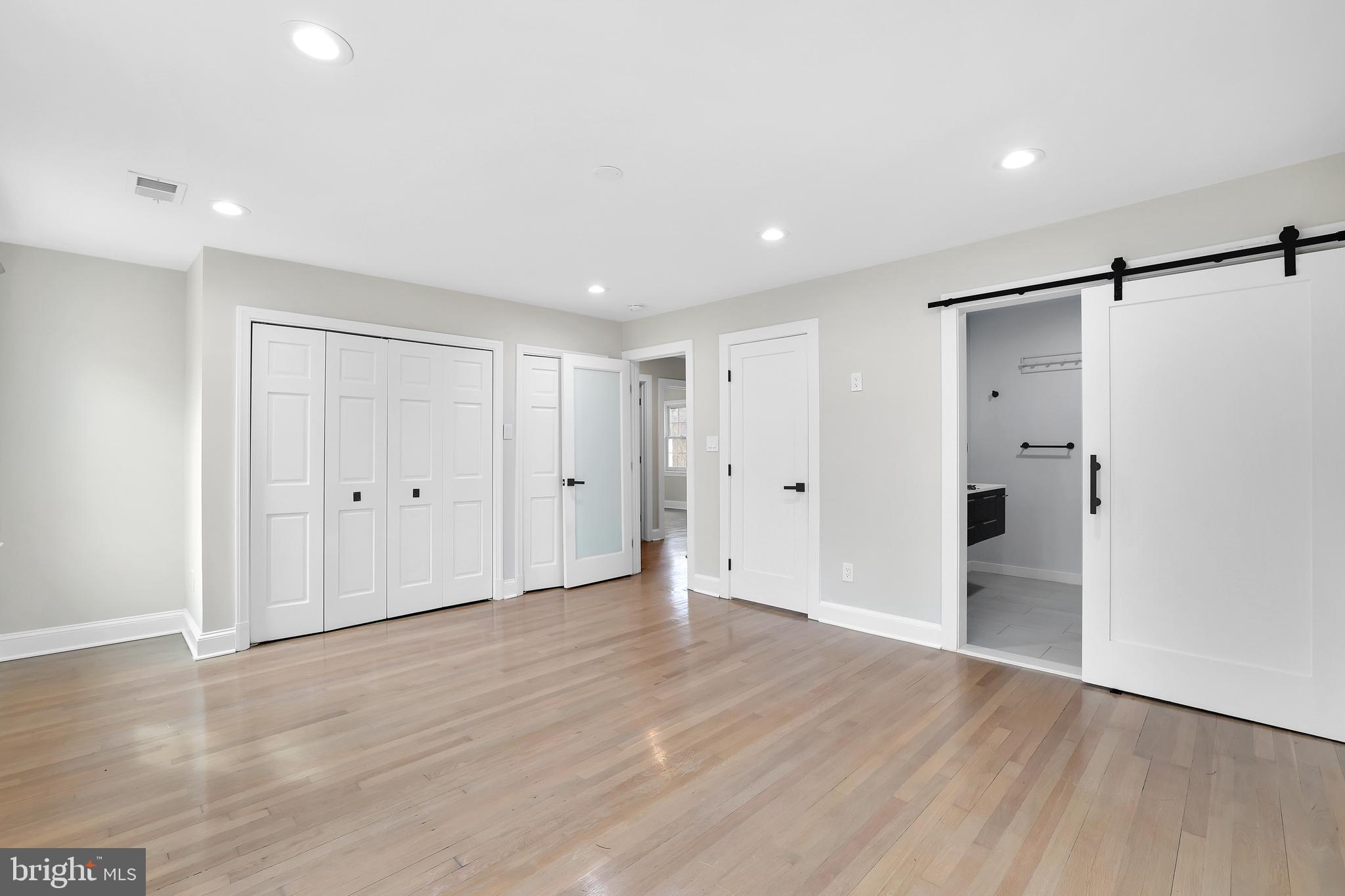 CRESTWOOD - Residential Lease