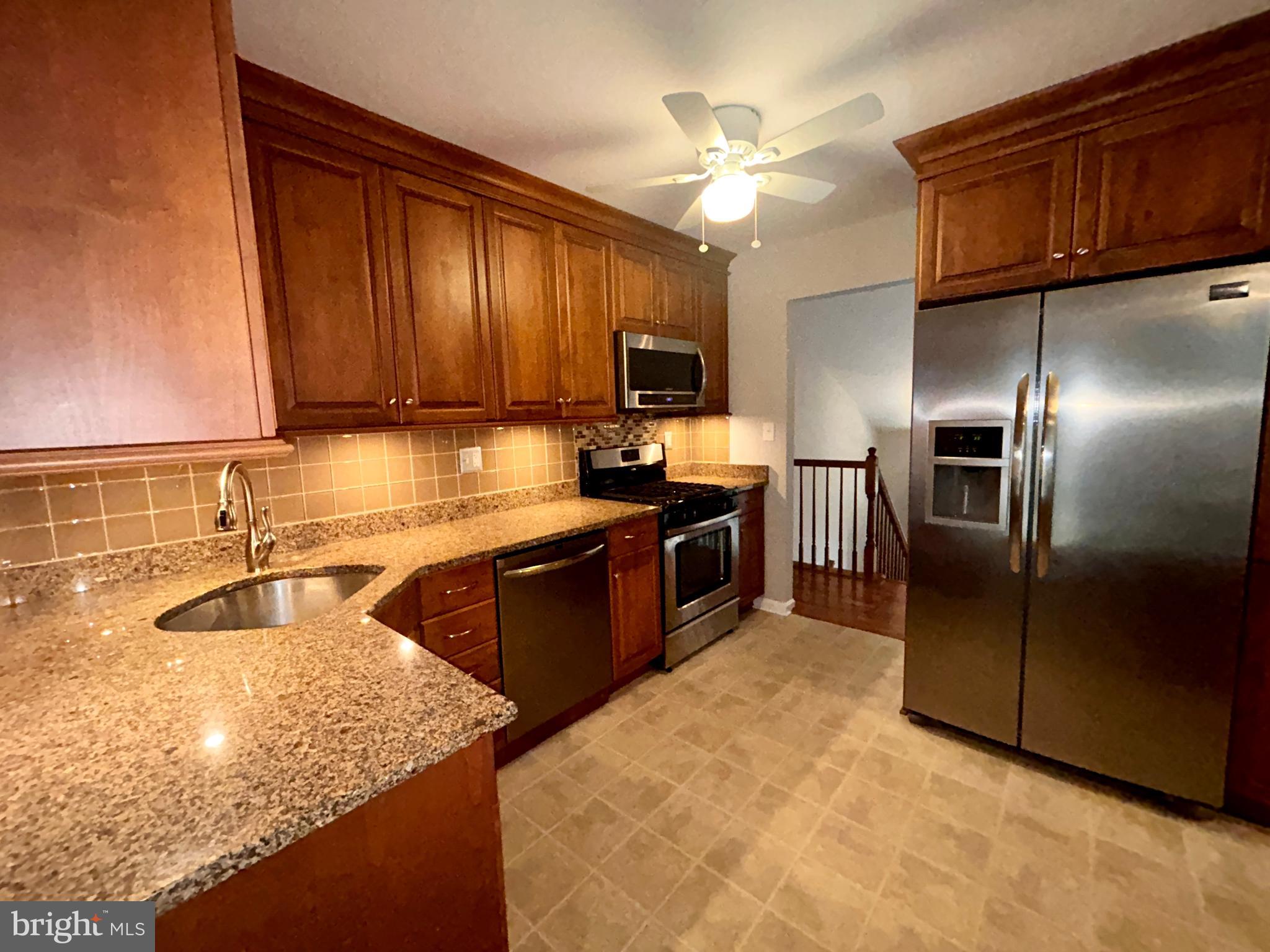 SENECA HARBOR - Residential