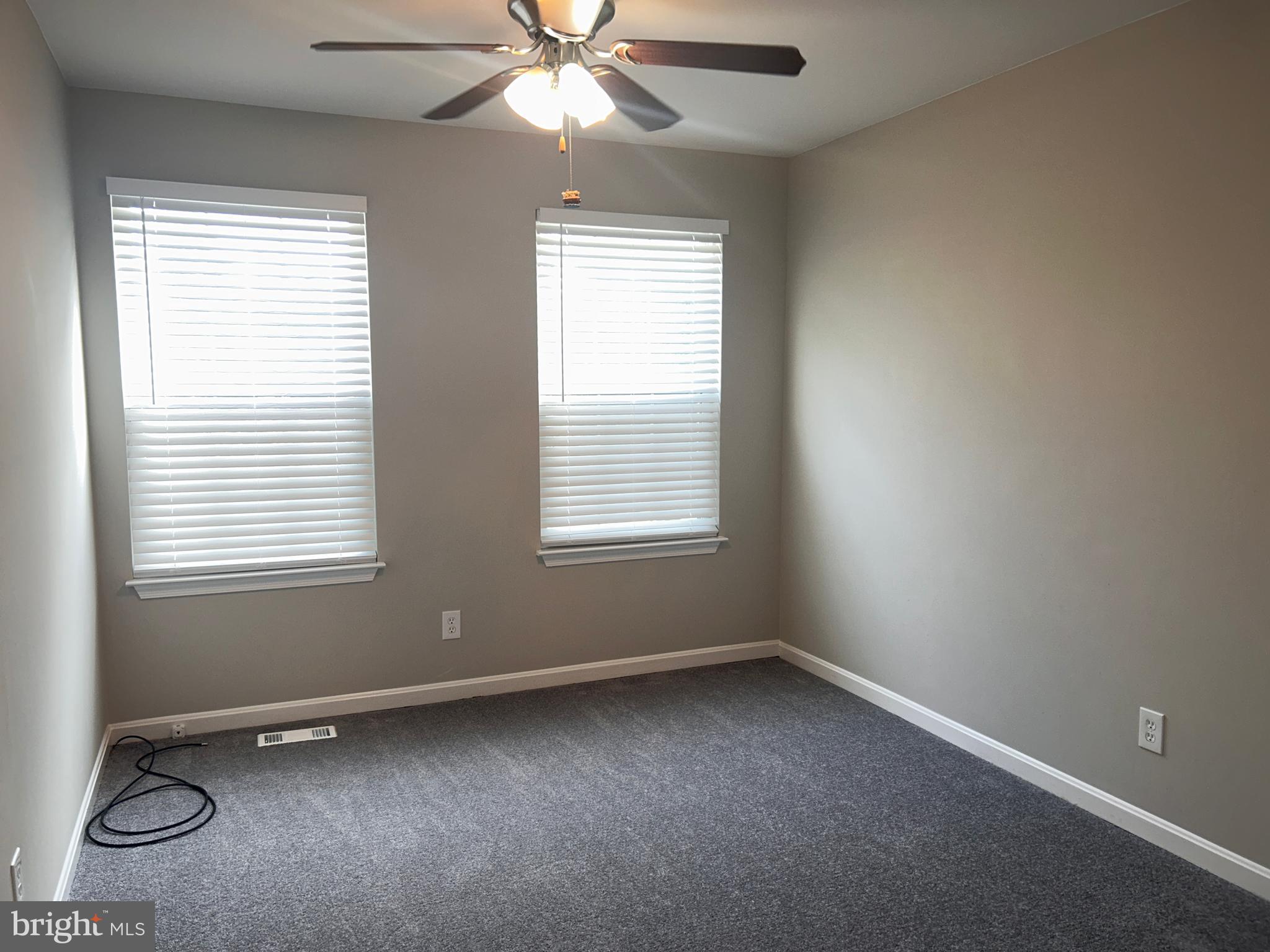 SENECA HARBOR - Residential