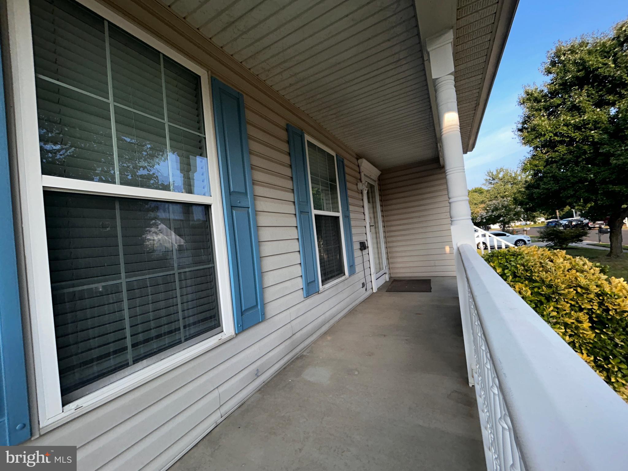 SENECA HARBOR - Residential