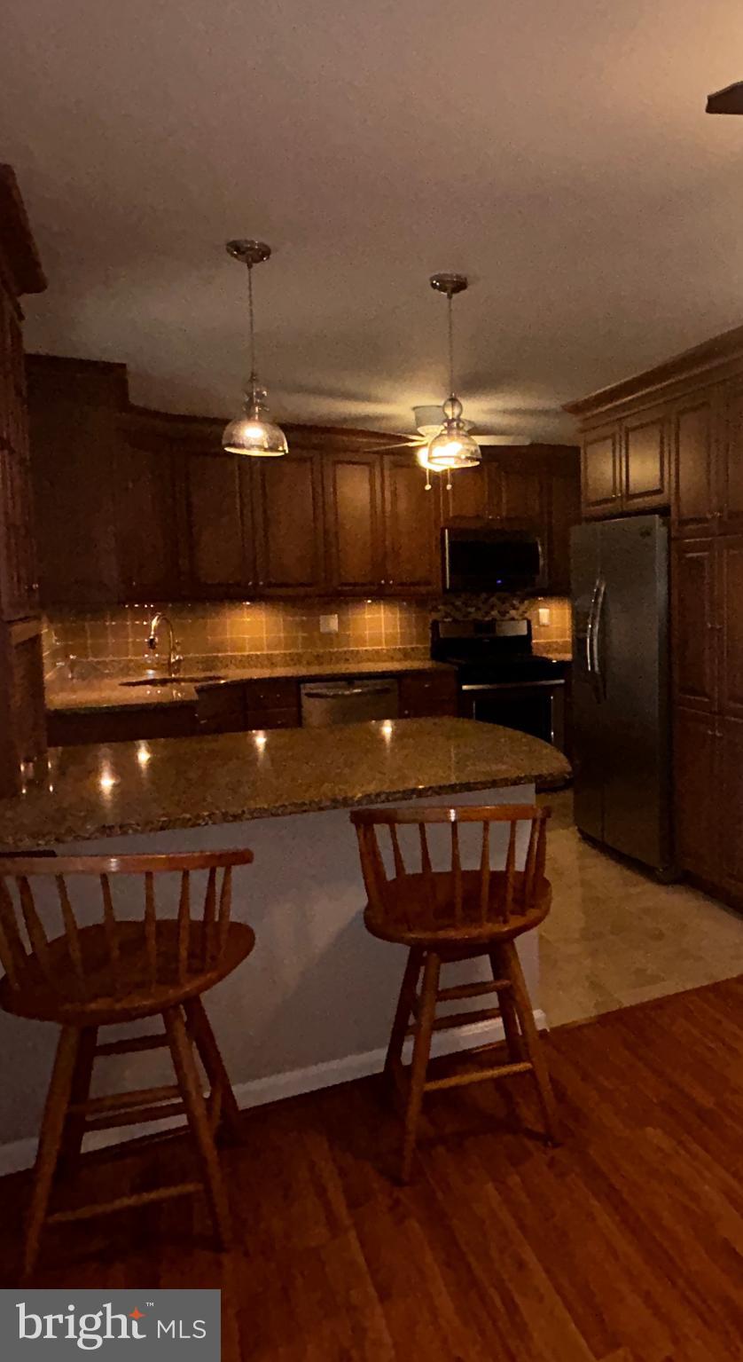 SENECA HARBOR - Residential