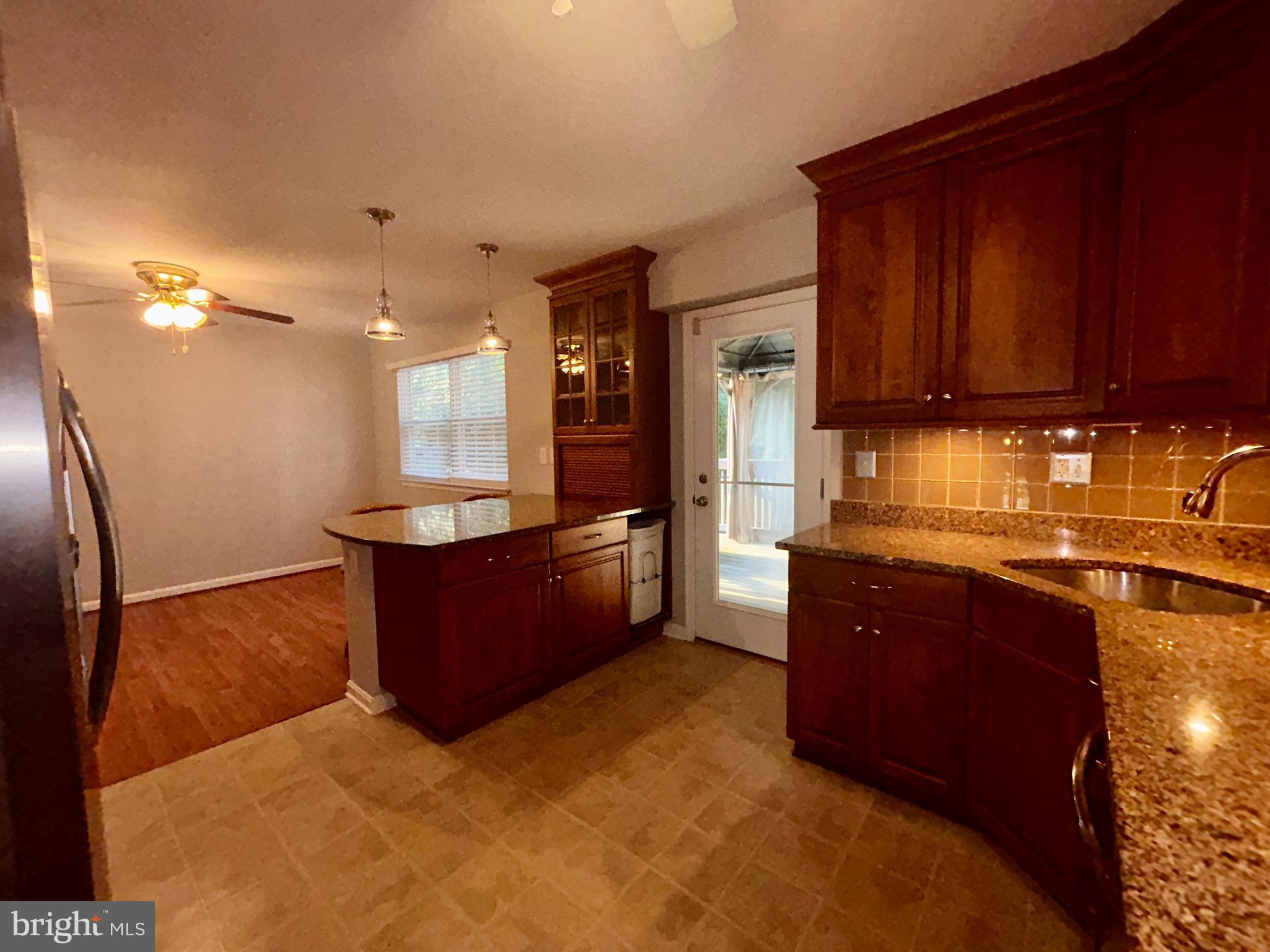 SENECA HARBOR - Residential