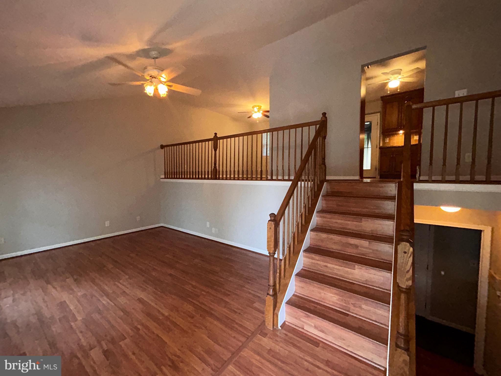 SENECA HARBOR - Residential