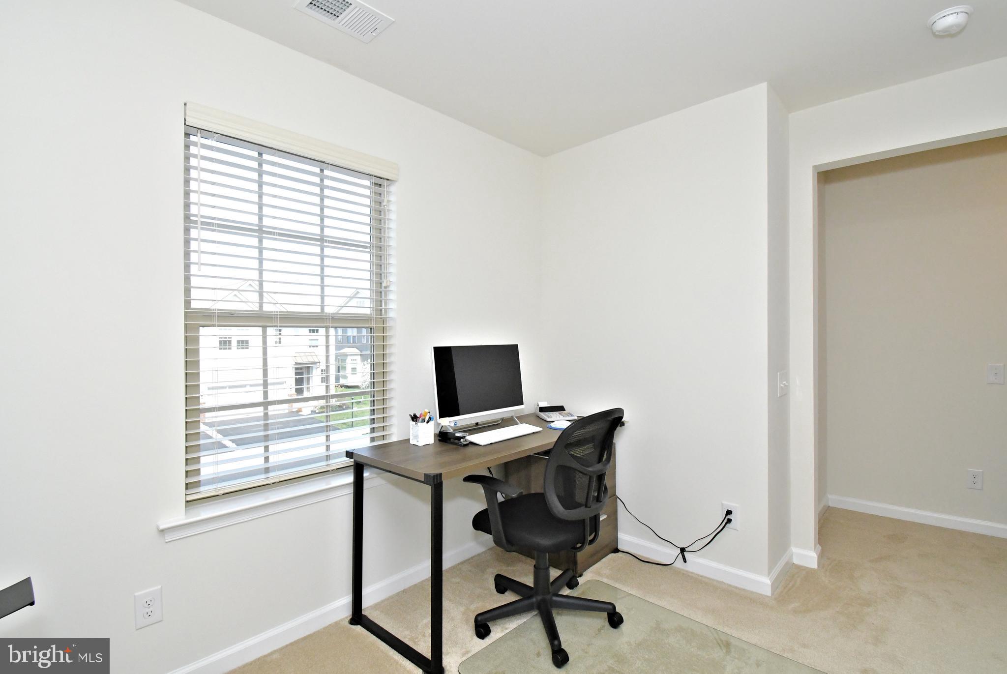 GWYNEDD PARK - Residential