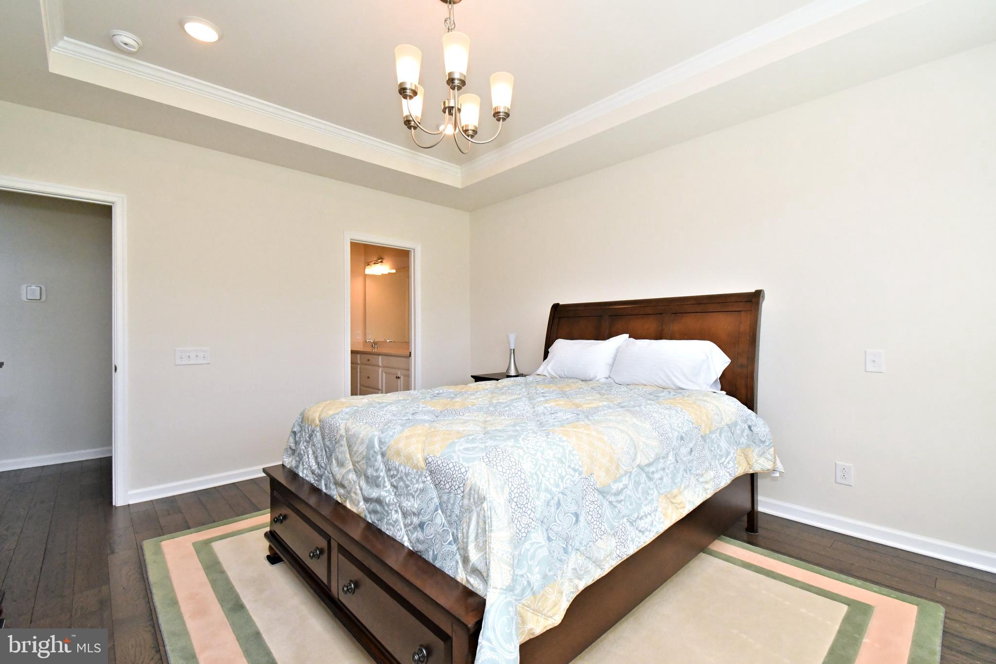 GWYNEDD PARK - Residential