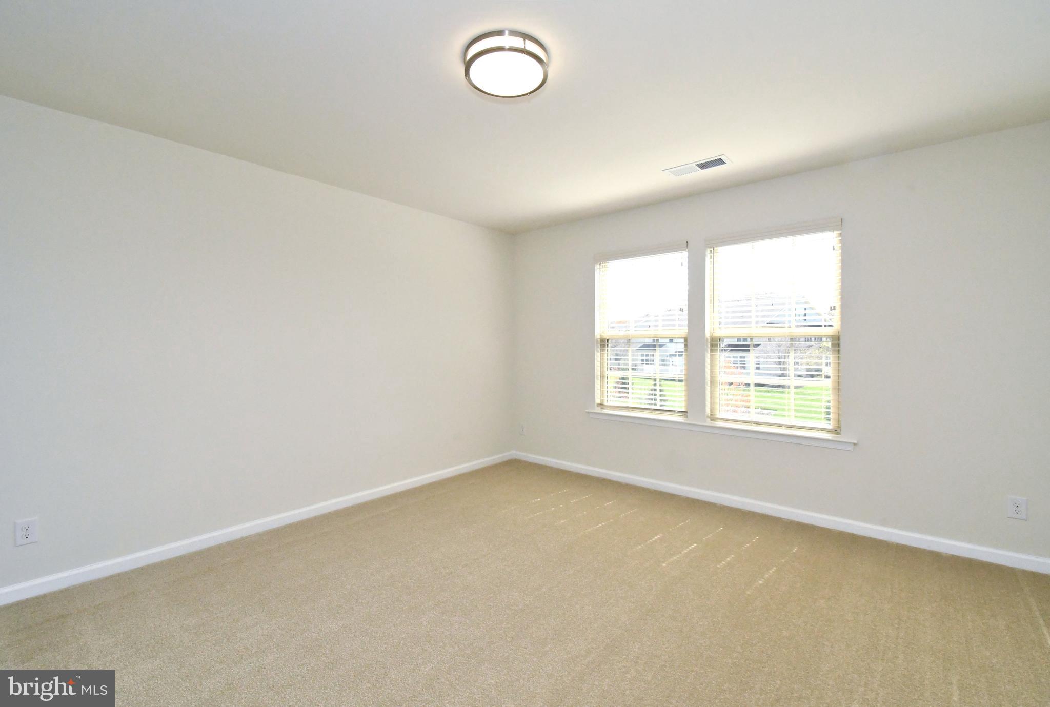 GWYNEDD PARK - Residential