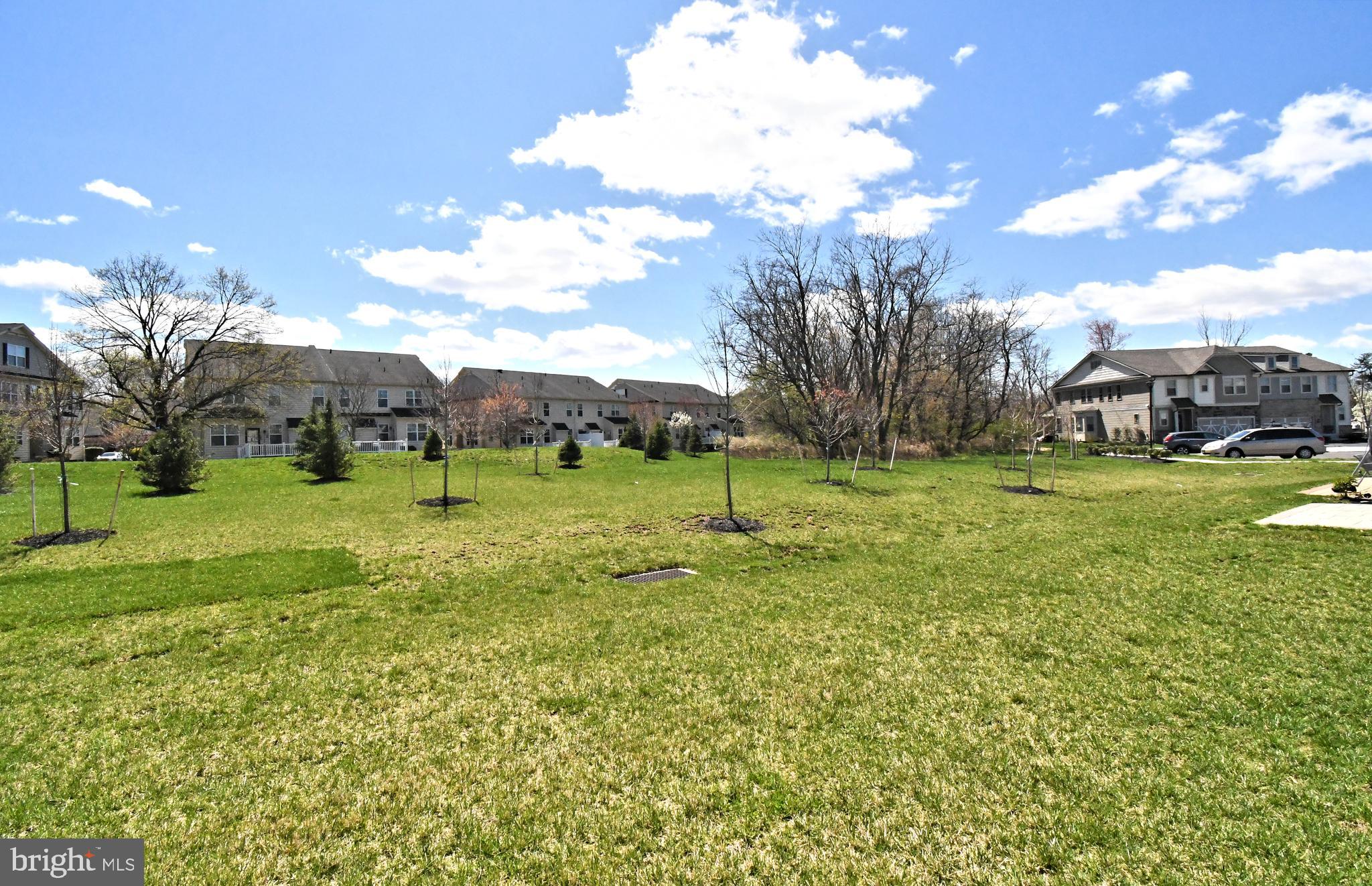 GWYNEDD PARK - Residential