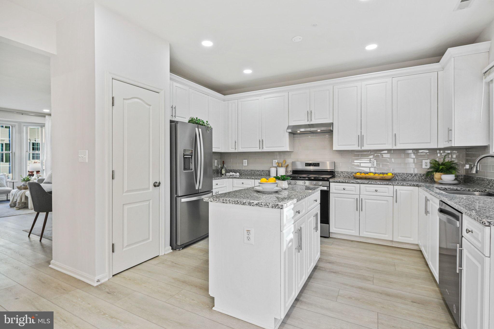 MDG CORPORATE CENTER - Residential