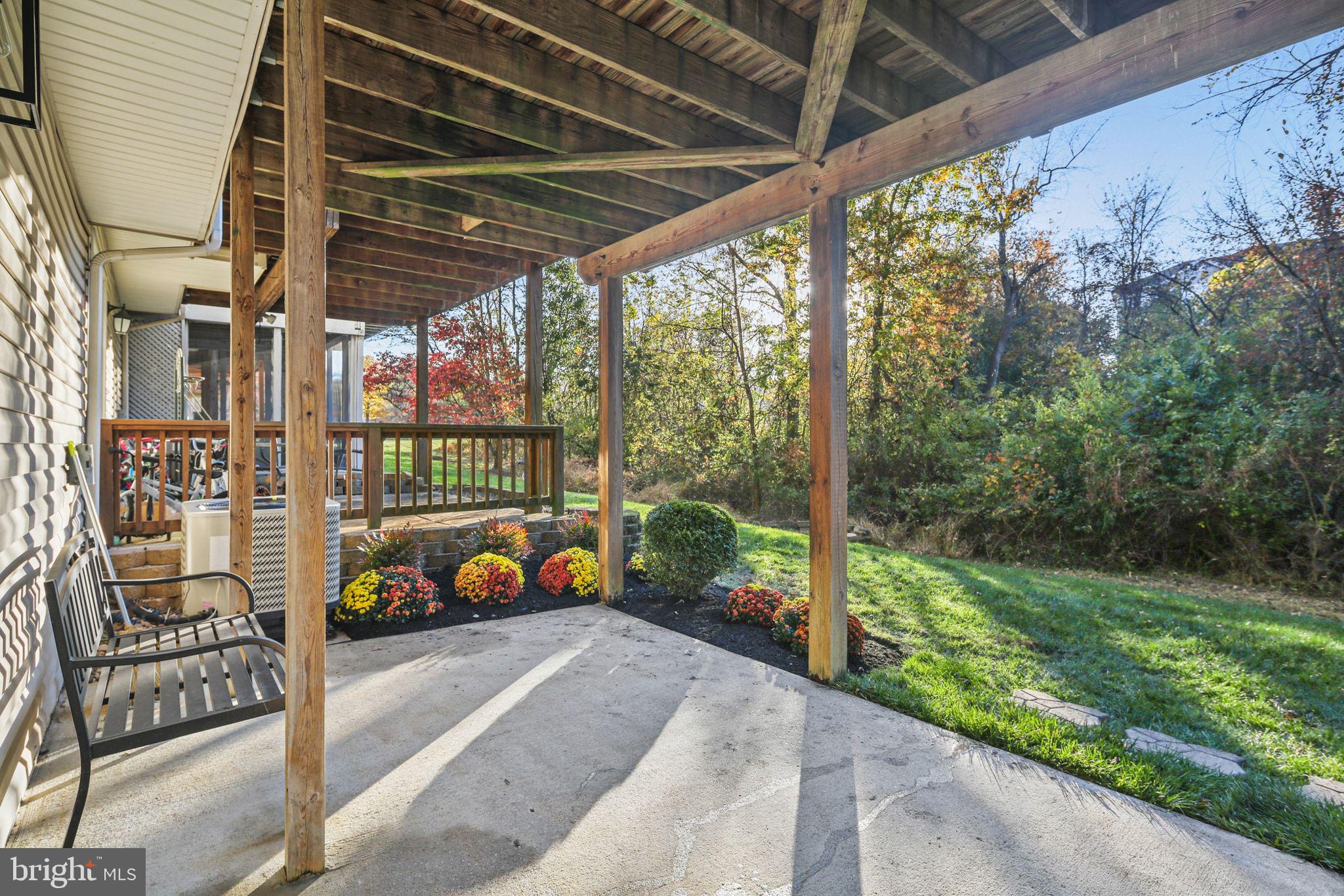 MDG CORPORATE CENTER - Residential