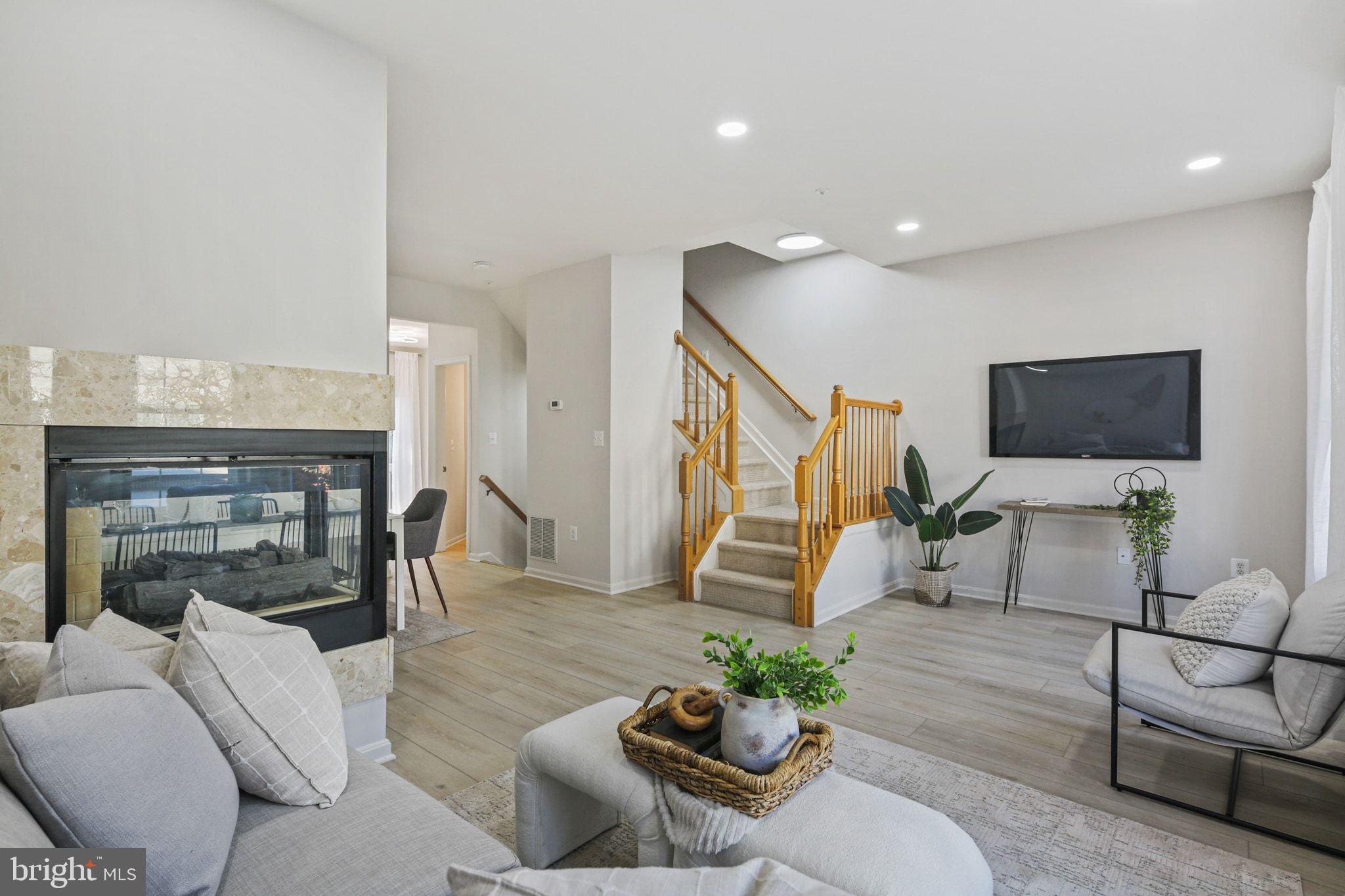 MDG CORPORATE CENTER - Residential