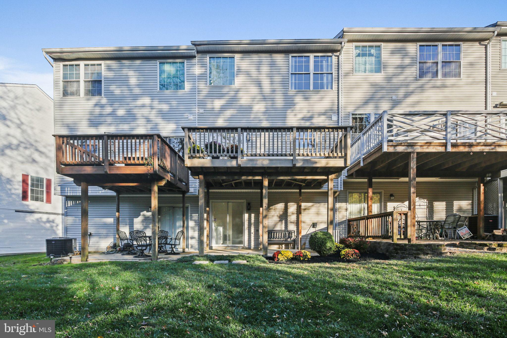 MDG CORPORATE CENTER - Residential