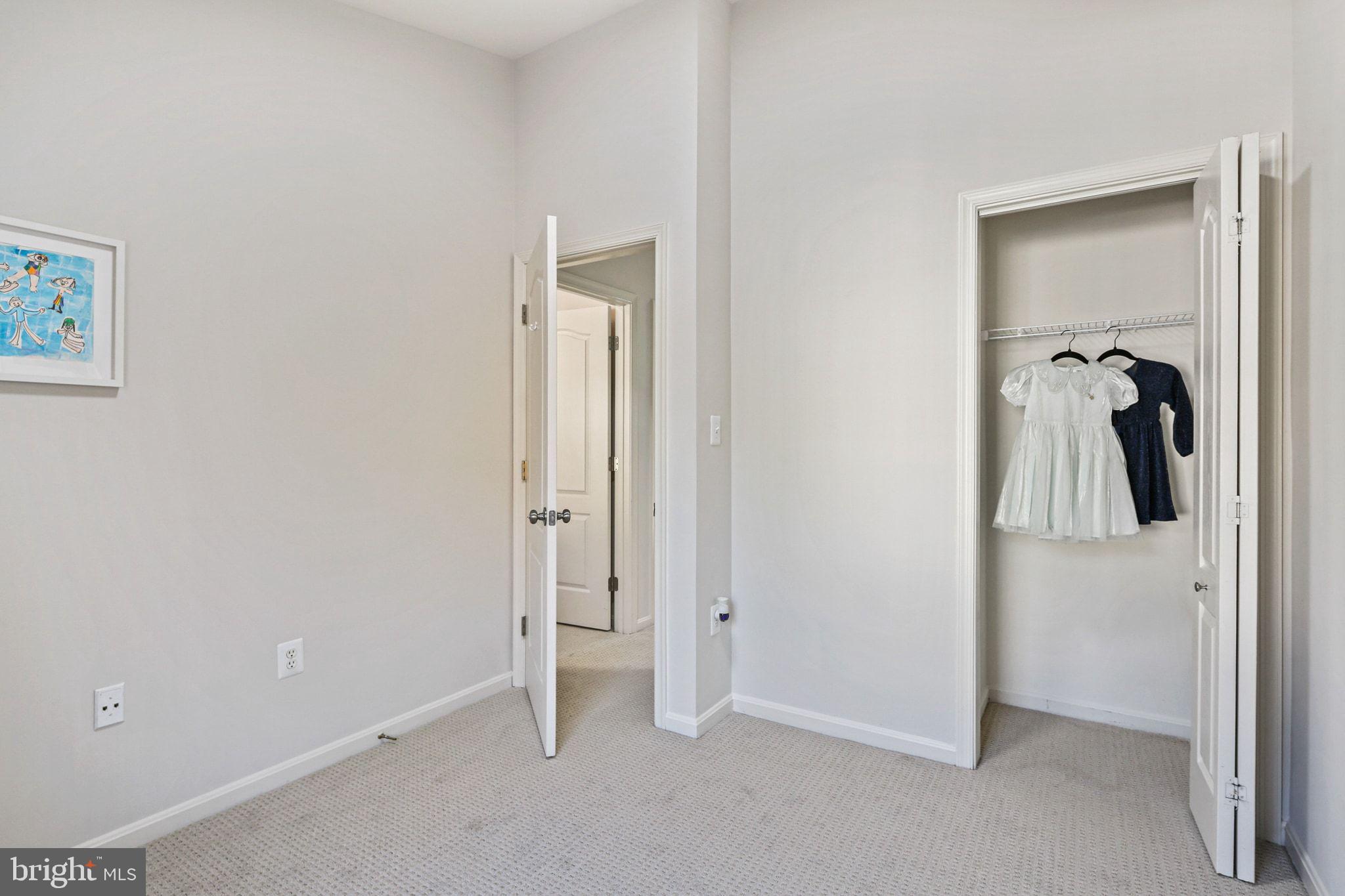 MDG CORPORATE CENTER - Residential