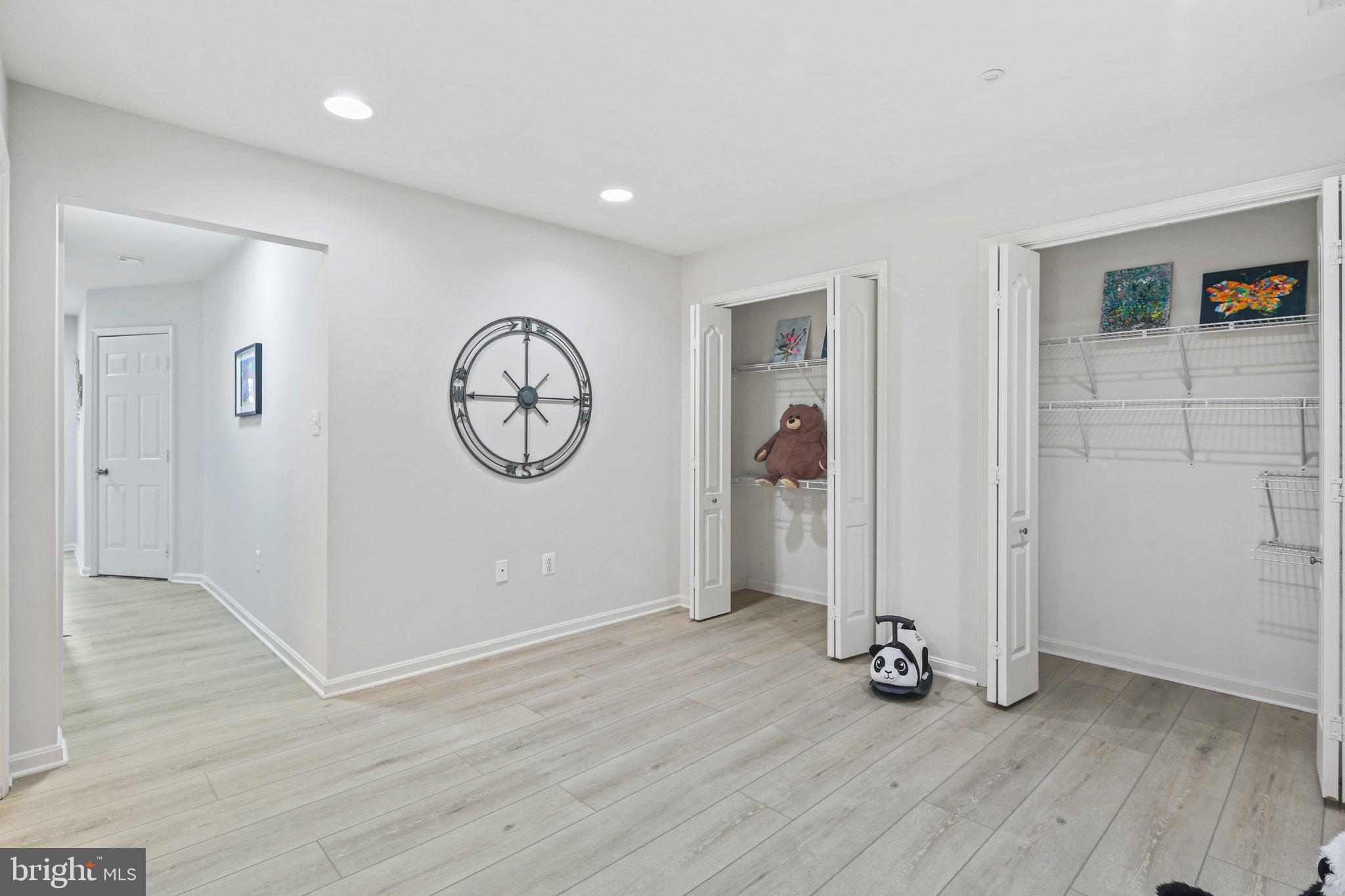 MDG CORPORATE CENTER - Residential