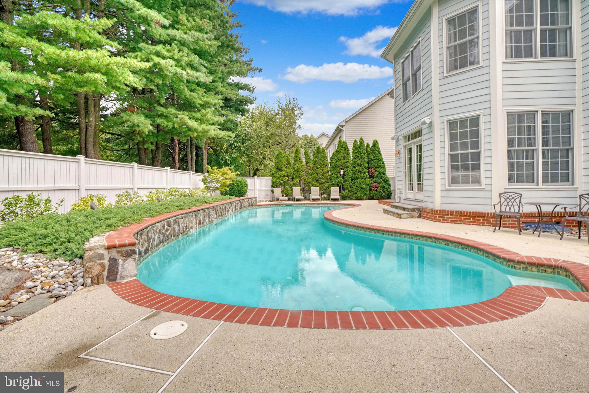 KINGSPORT - Residential