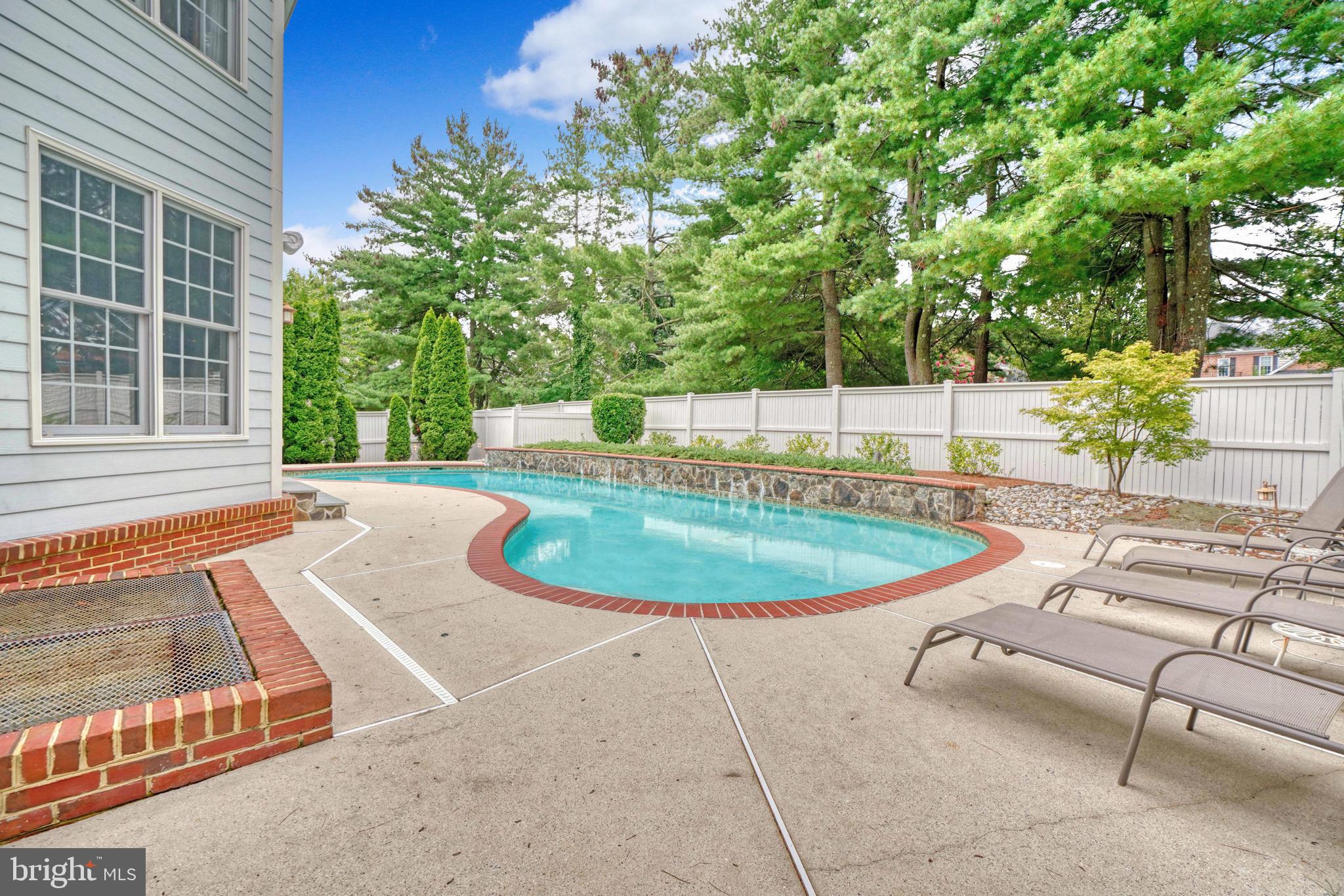 KINGSPORT - Residential