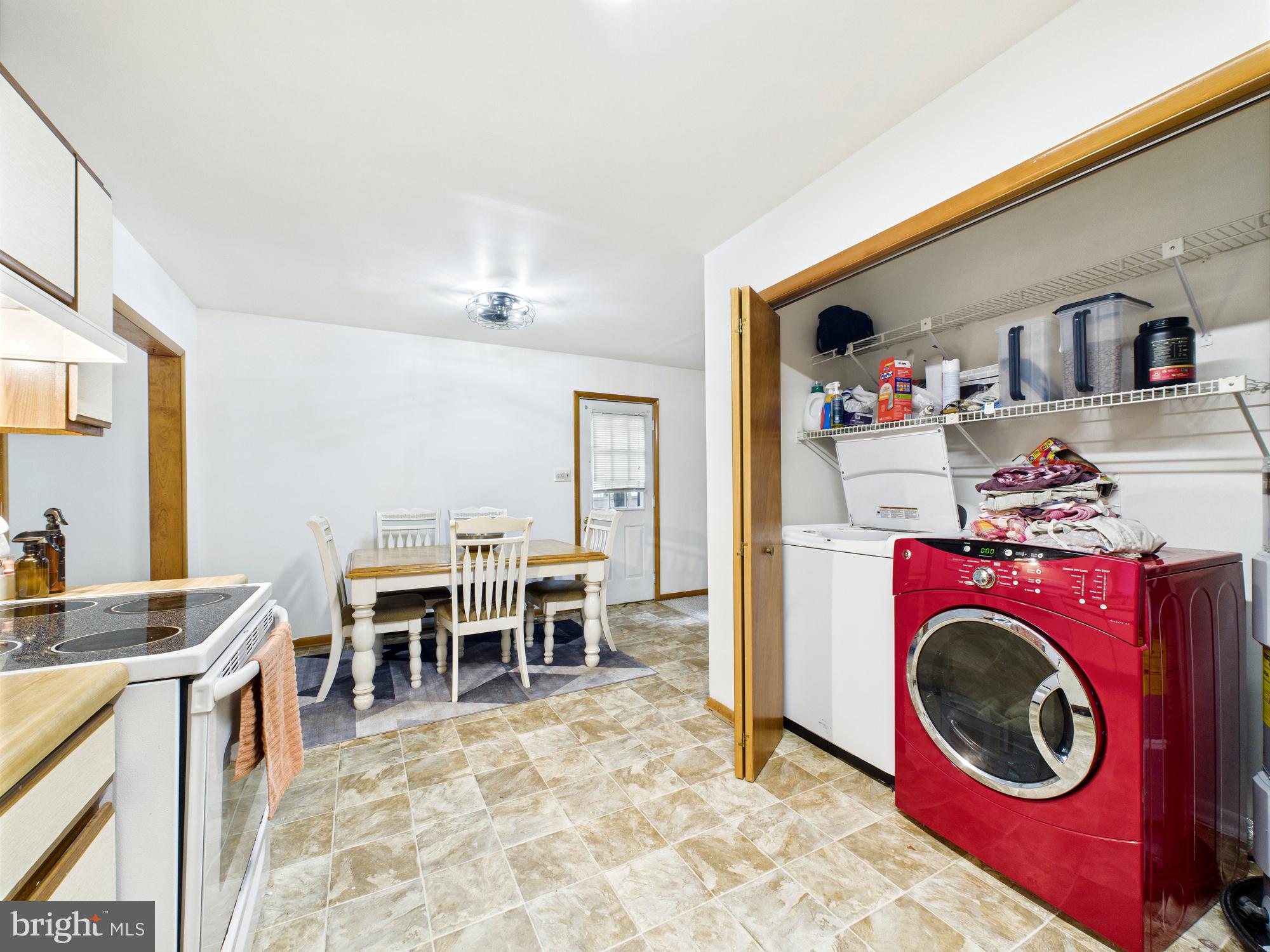 ANGOLA BY THE BAY - Residential