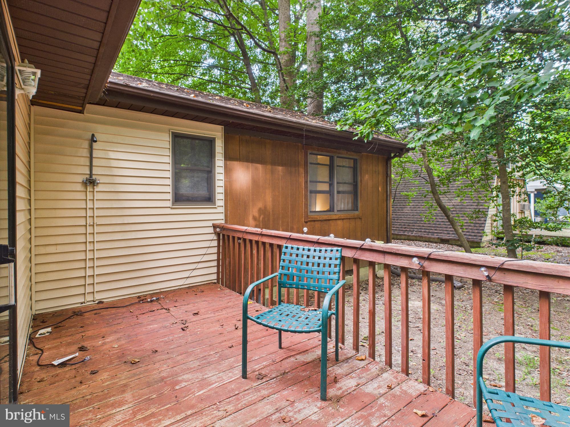 ANGOLA BY THE BAY - Residential