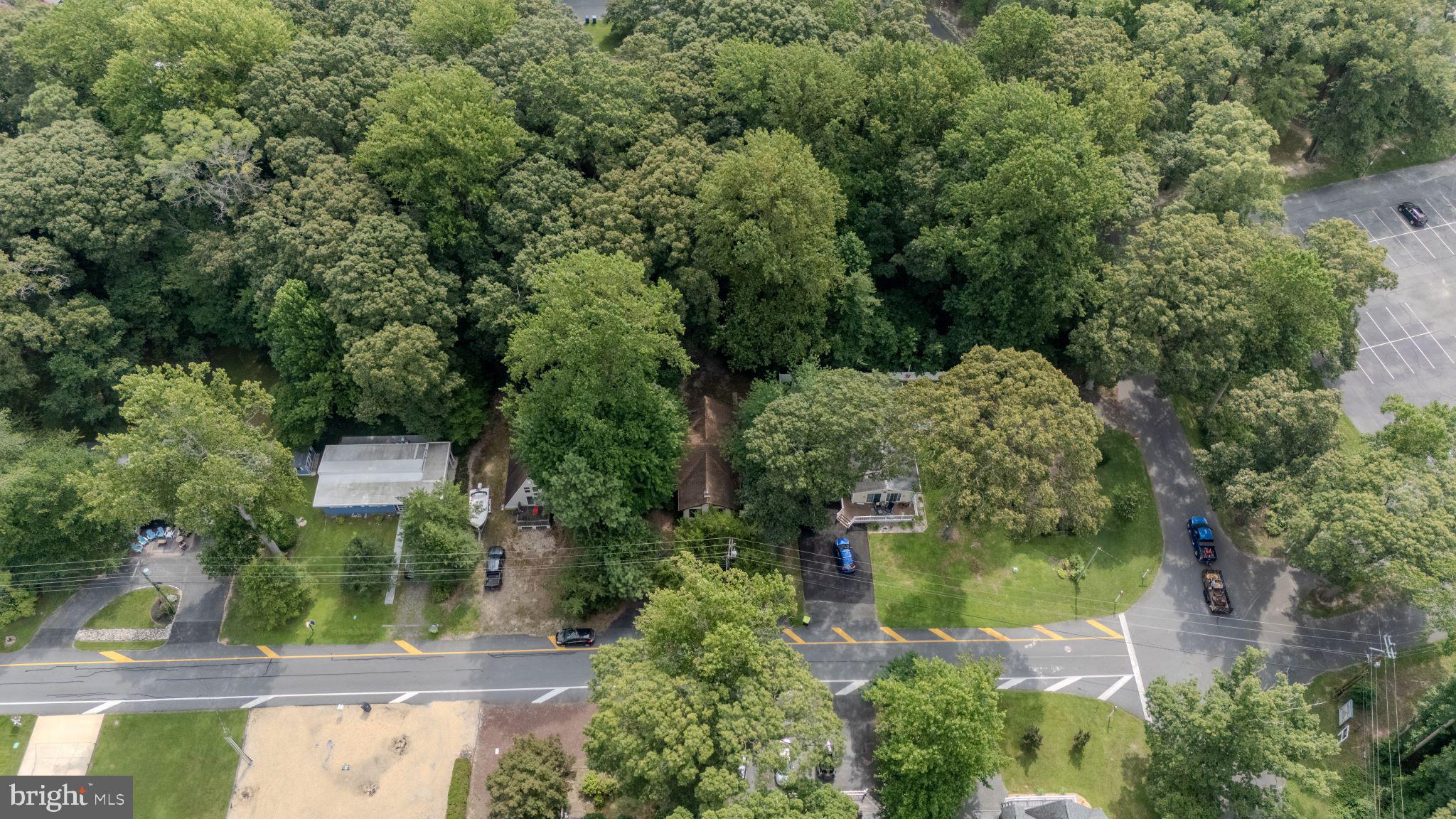 ANGOLA BY THE BAY - Residential