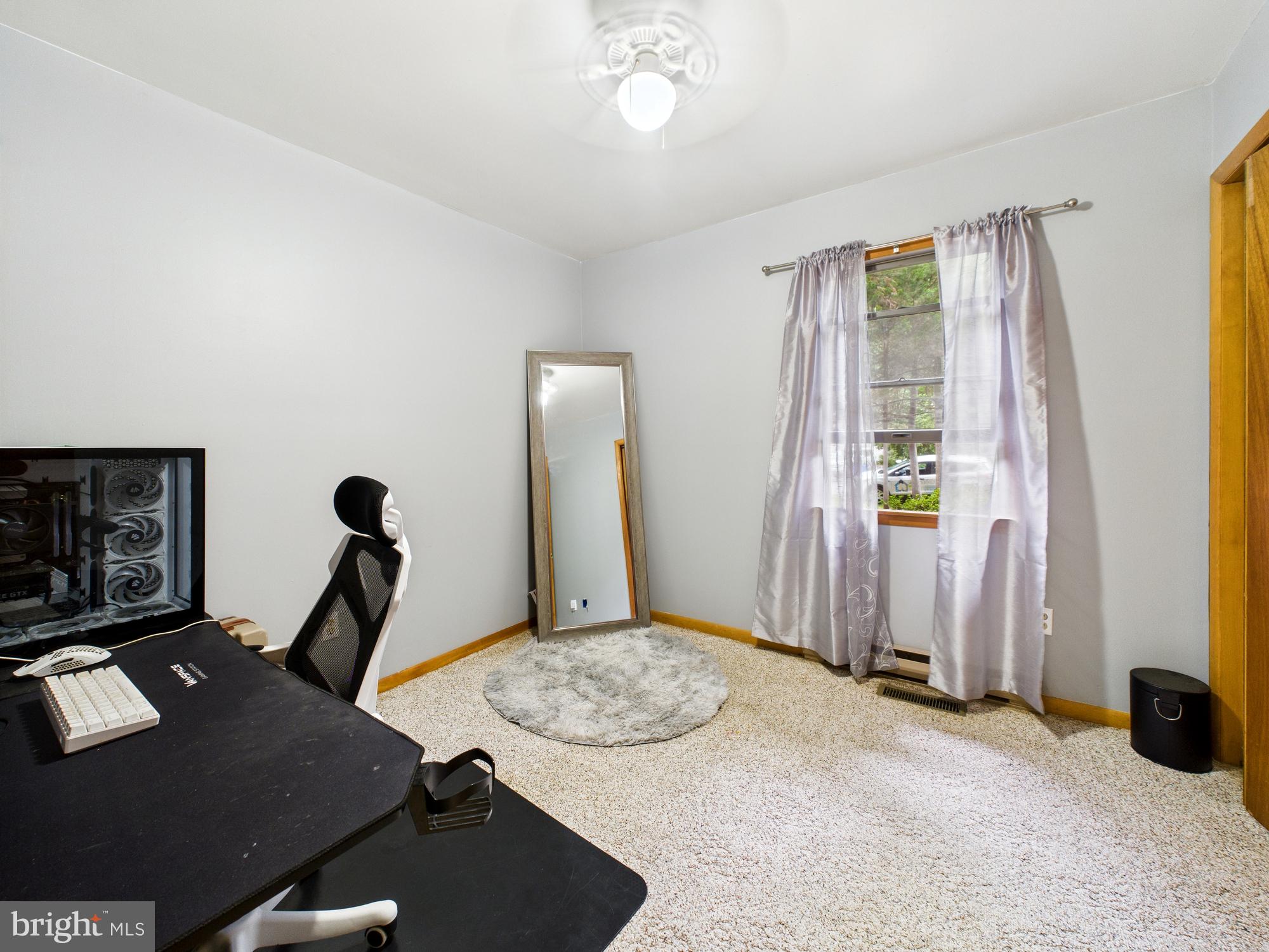 ANGOLA BY THE BAY - Residential