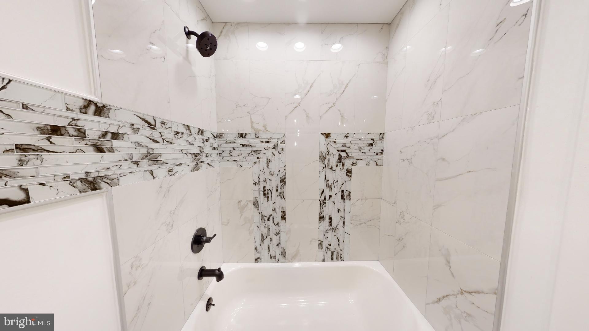 WORTHINGTON - Residential