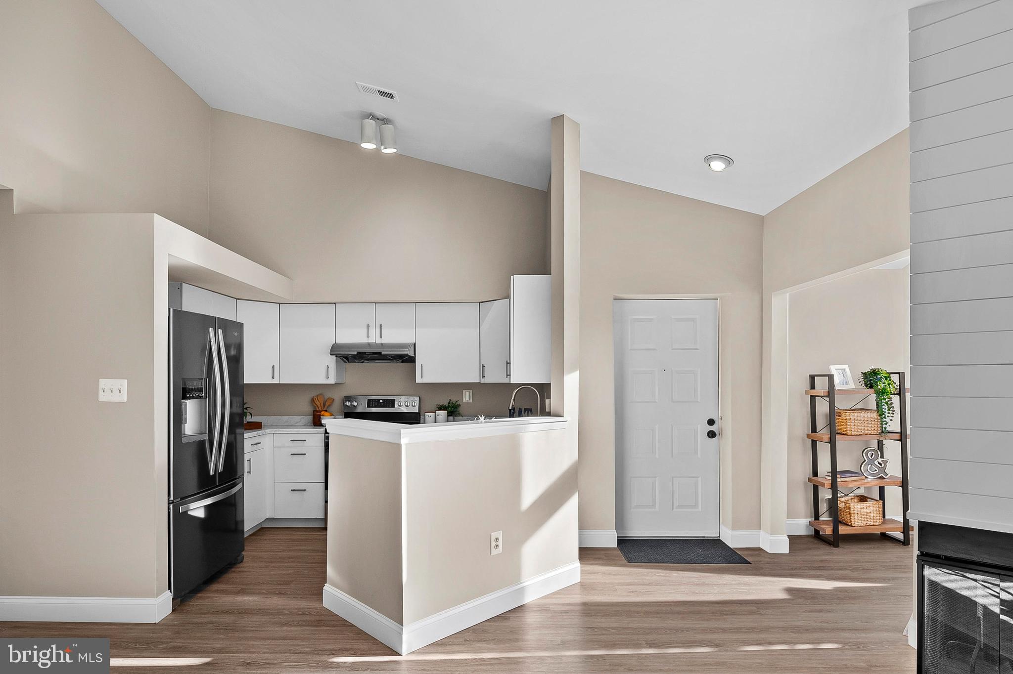 WOODLAND VILLAGE - Residential Lease