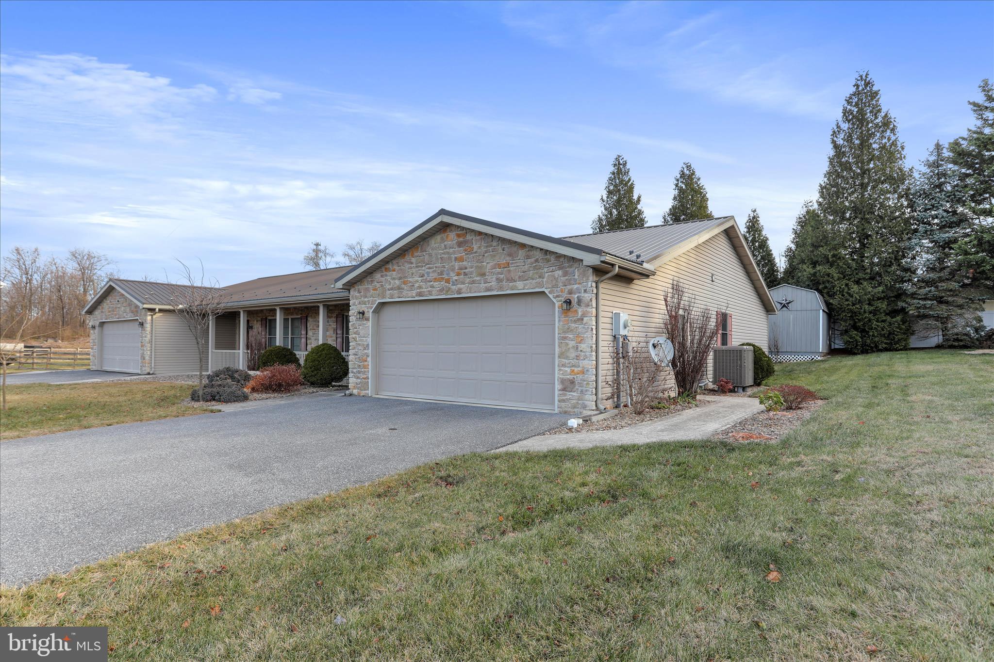 SHADOW CREEK MEADOWS - Residential