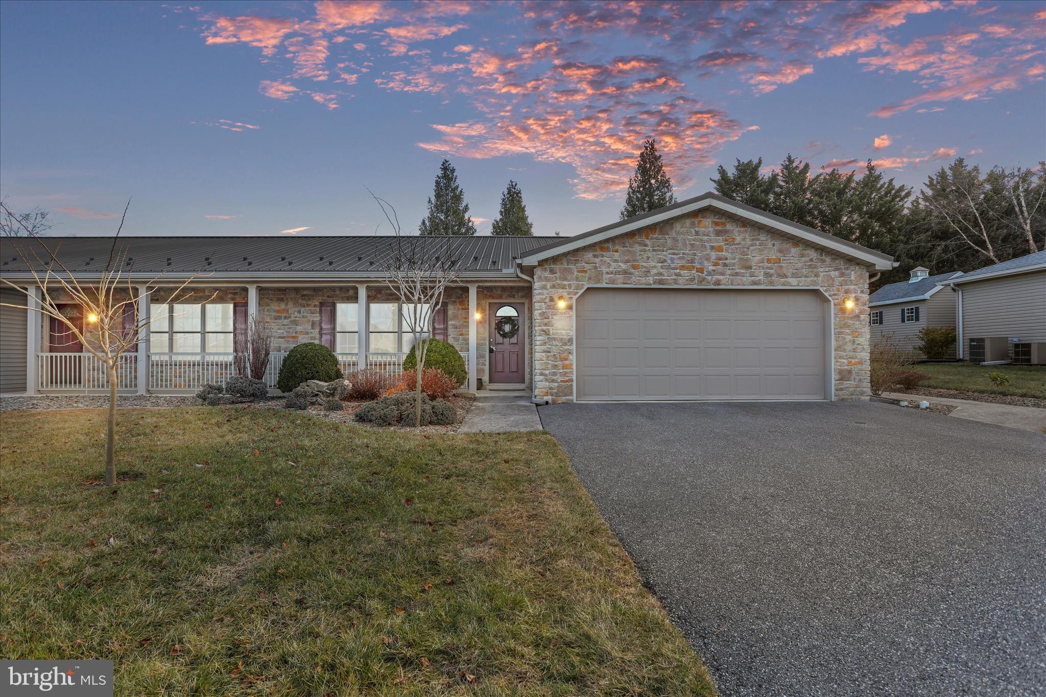 SHADOW CREEK MEADOWS - Residential