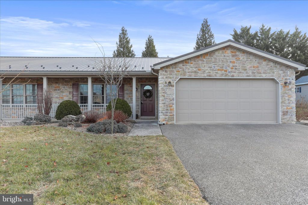 Photo of 11400 Nicole Drive, GREENCASTLE, PA 17225 (MLS # PAFL2031754)