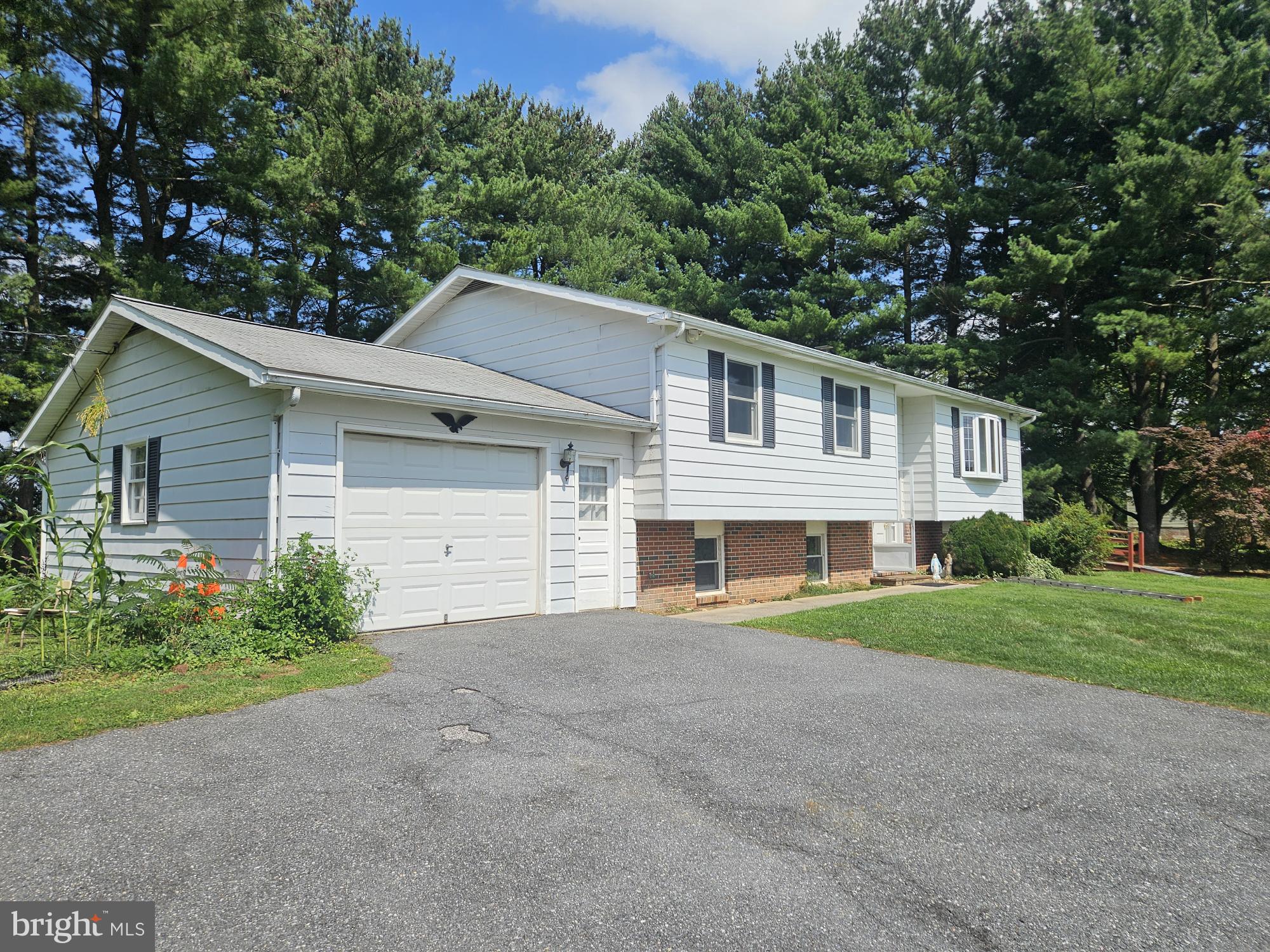 700 OLD LIBERTY ROAD