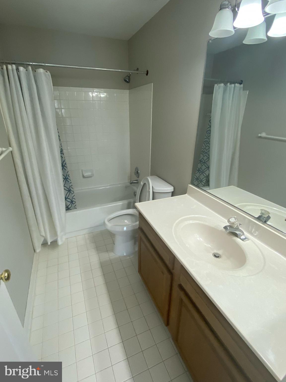 ARROWOOD - Residential Lease