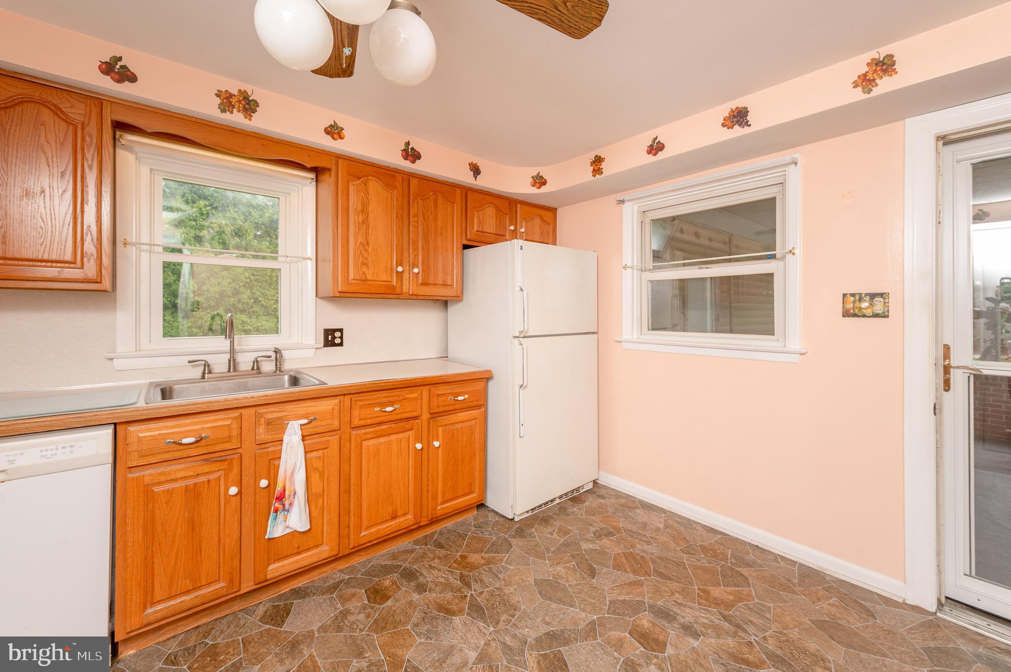 SHAARON PARK - Residential