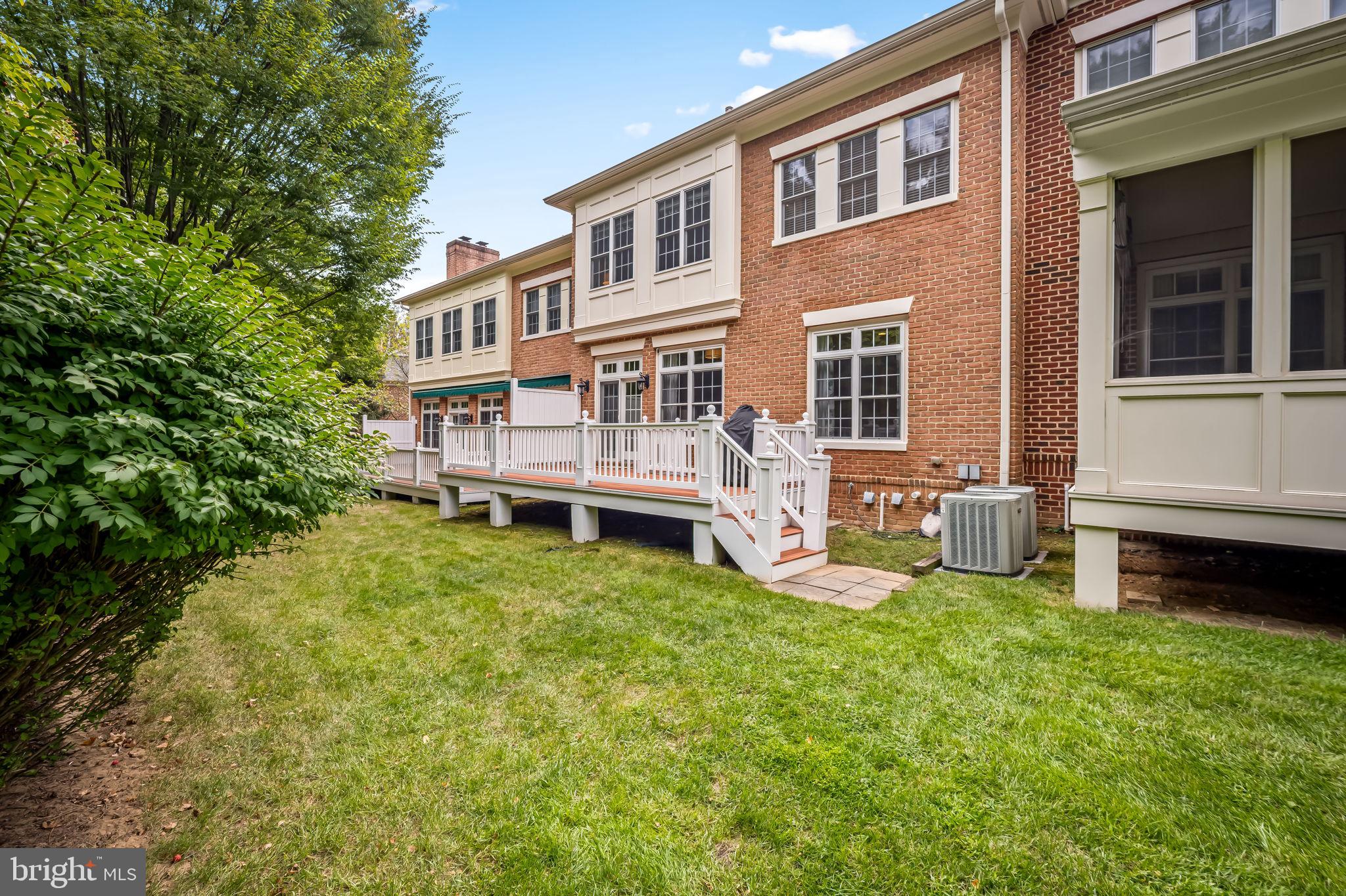 CLOISTERS AT CHARLES III - Residential