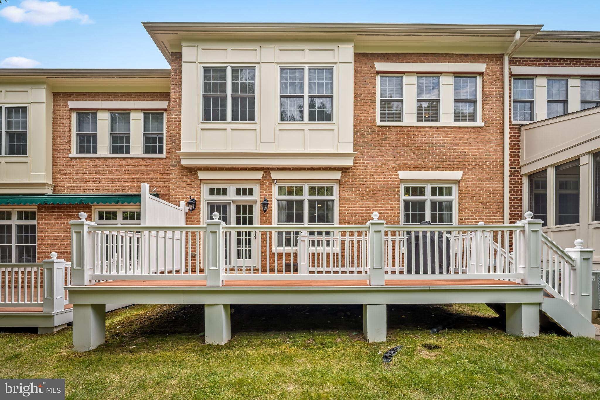 CLOISTERS AT CHARLES III - Residential