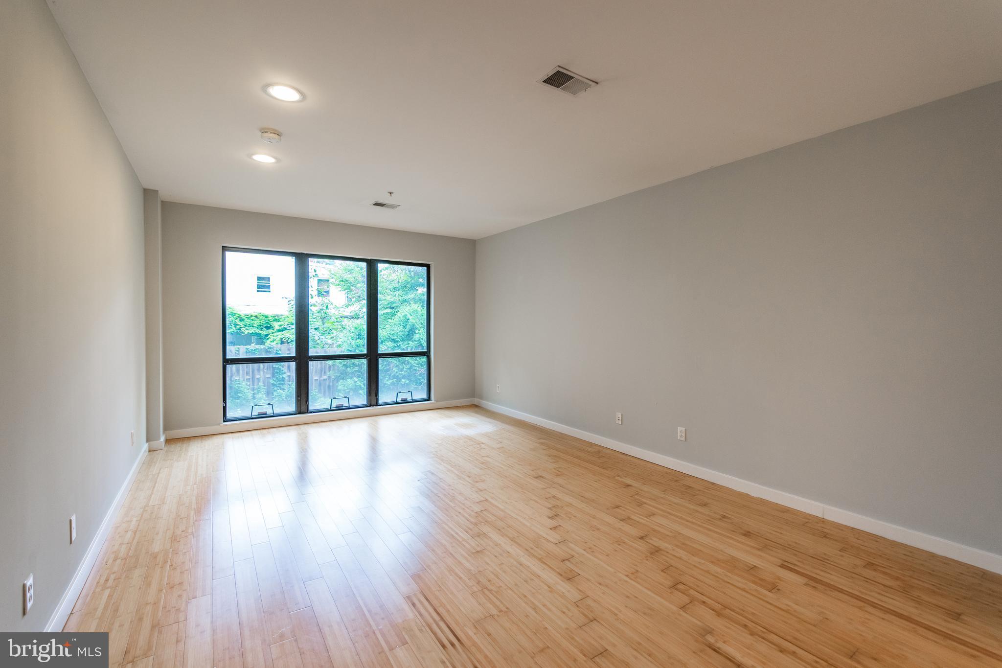 NORTHERN LIBERTIES - Residential Lease