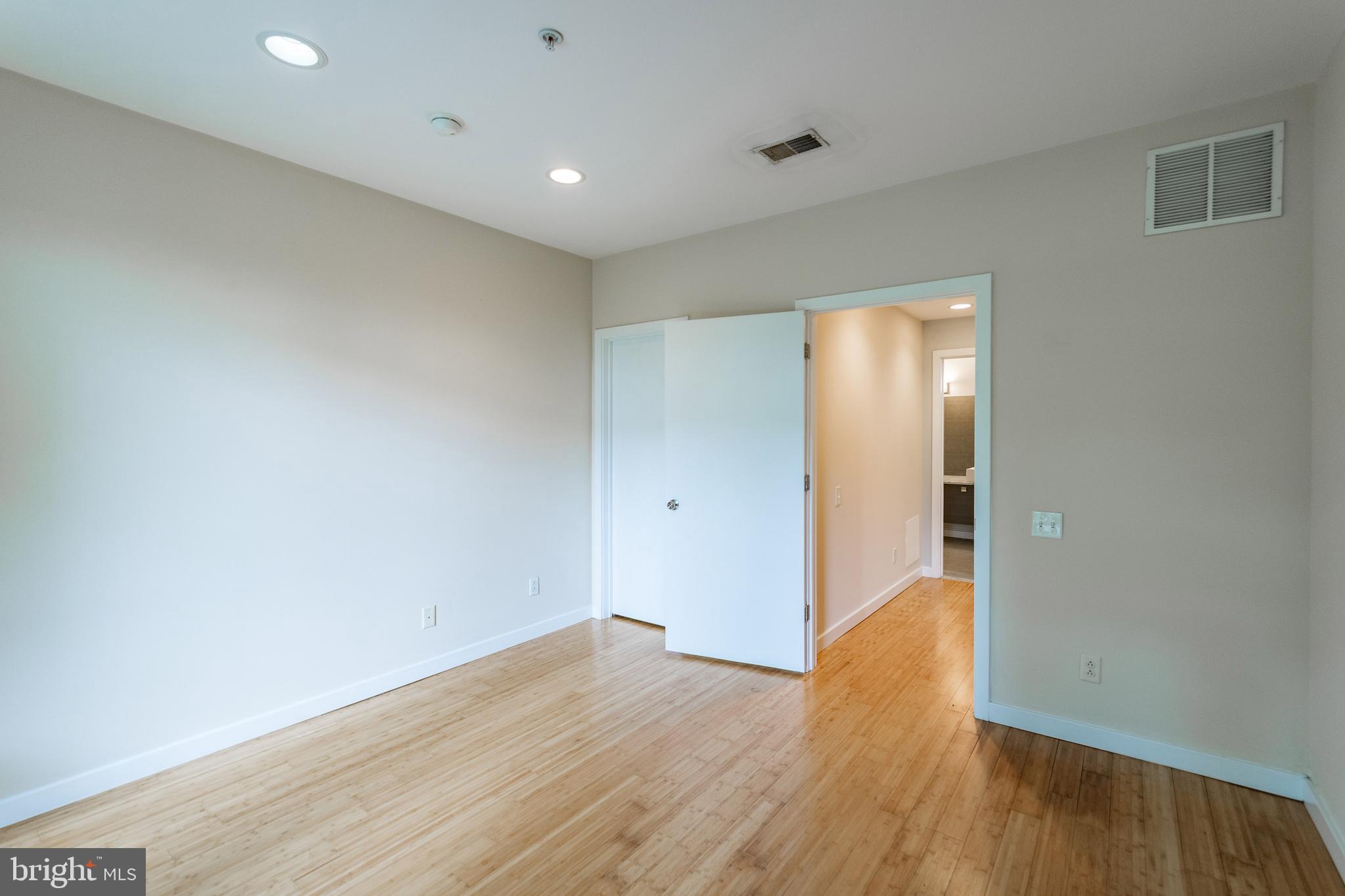 NORTHERN LIBERTIES - Residential Lease
