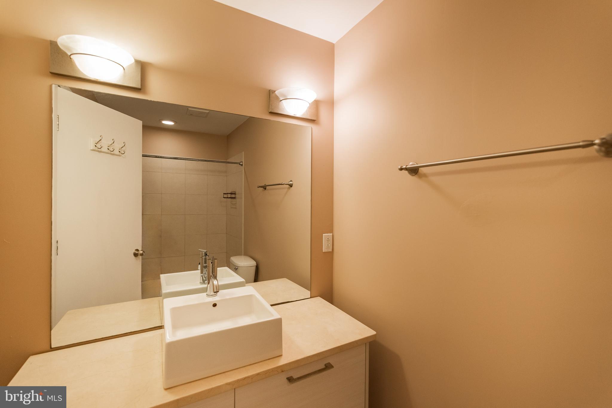 NORTHERN LIBERTIES - Residential Lease