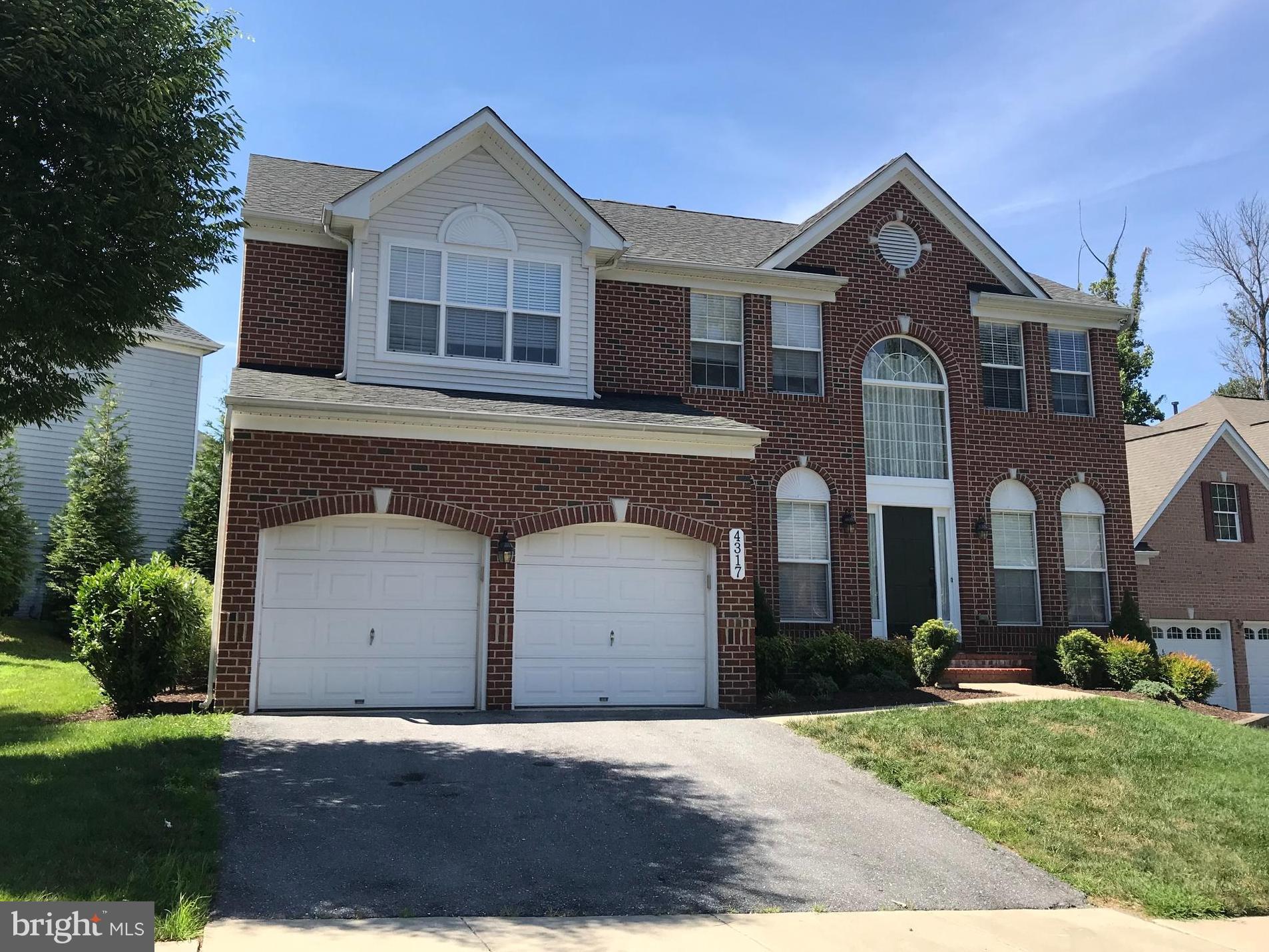 TAYLOR VILLAGE - Residential