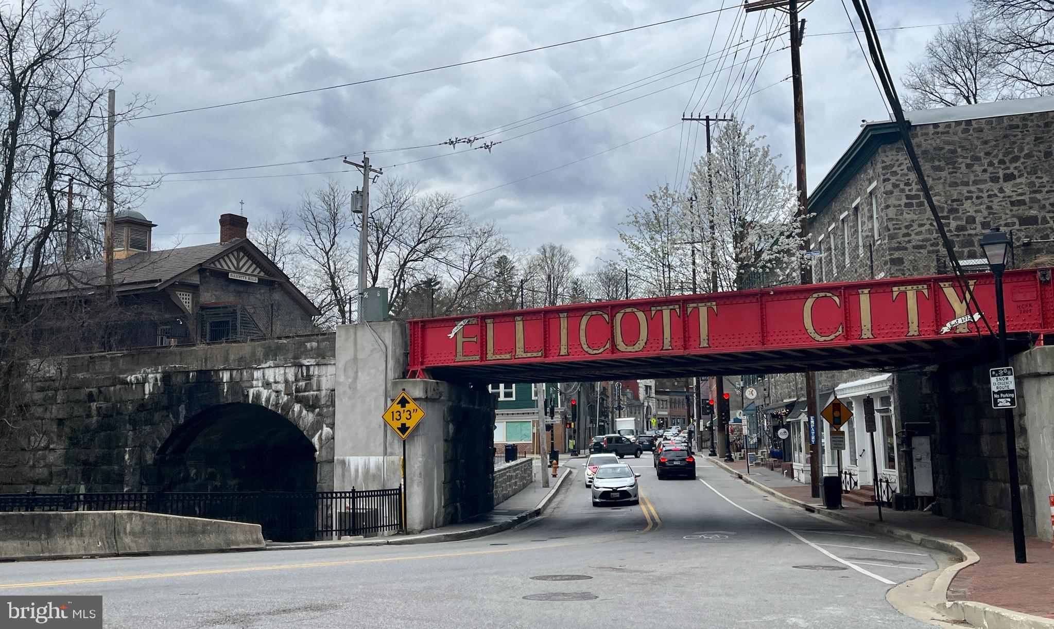 TAYLOR VILLAGE - Residential