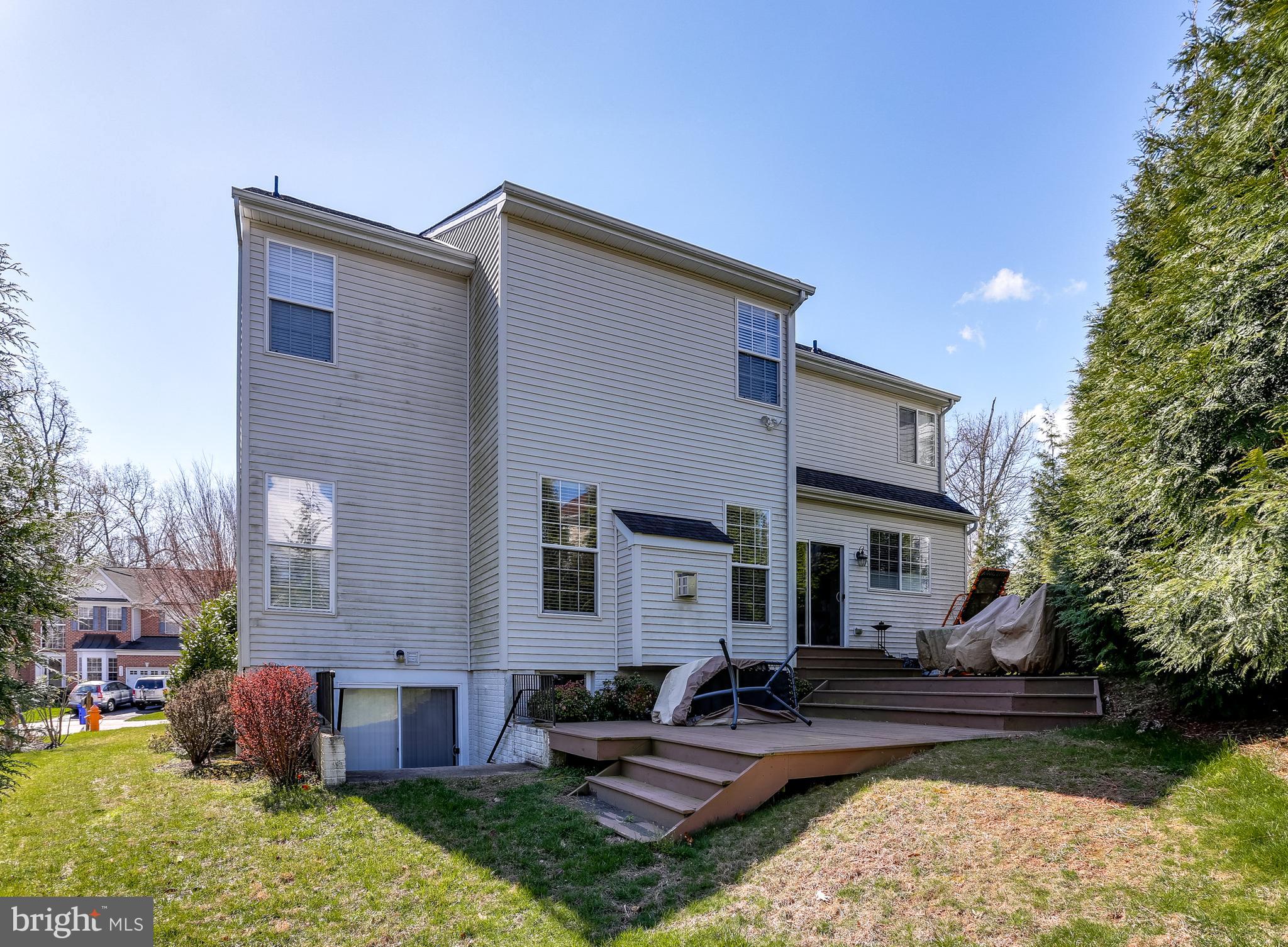 TAYLOR VILLAGE - Residential