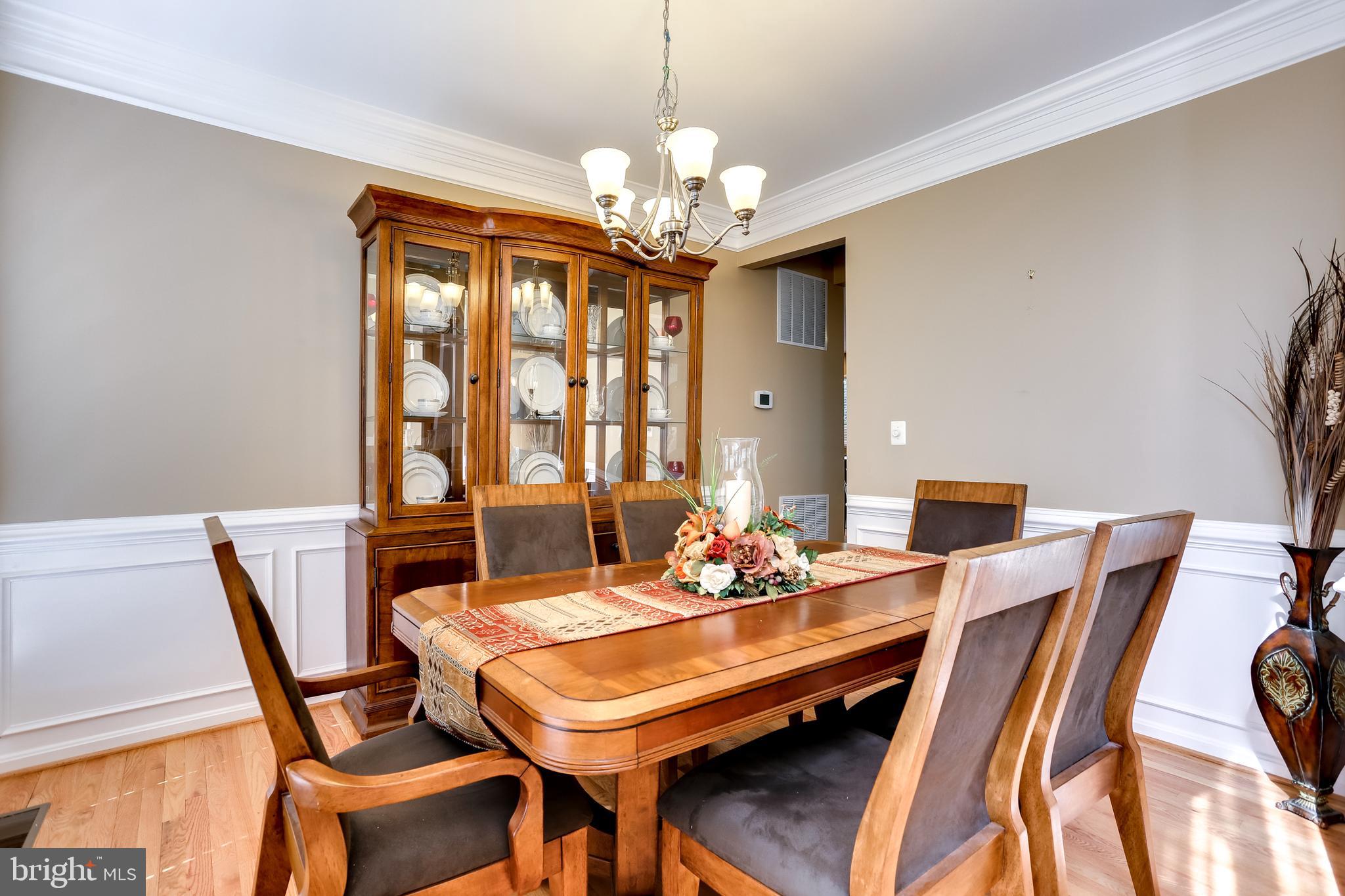 TAYLOR VILLAGE - Residential