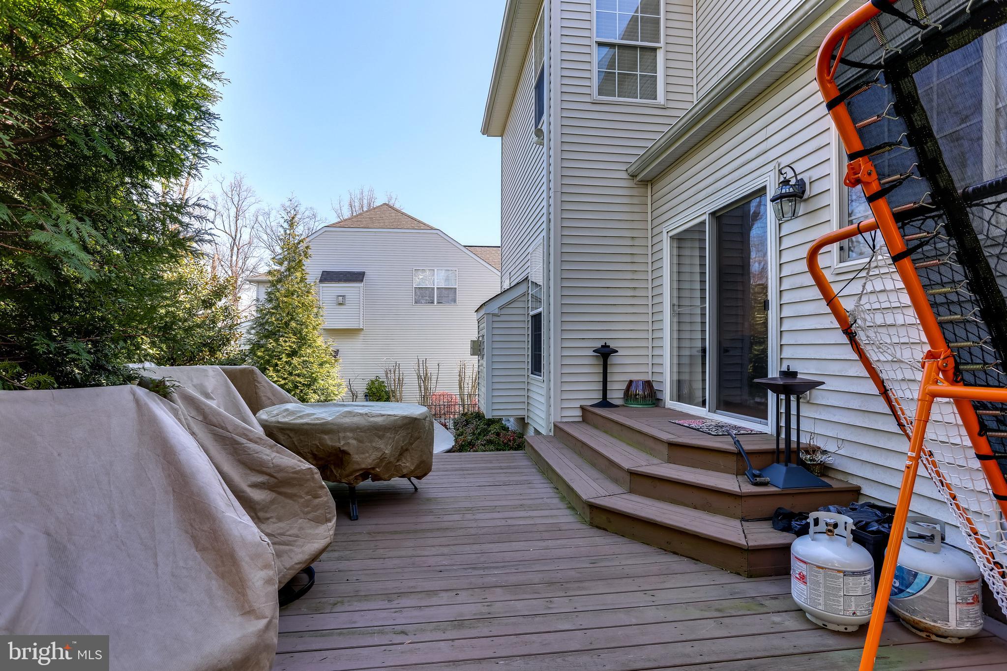 TAYLOR VILLAGE - Residential