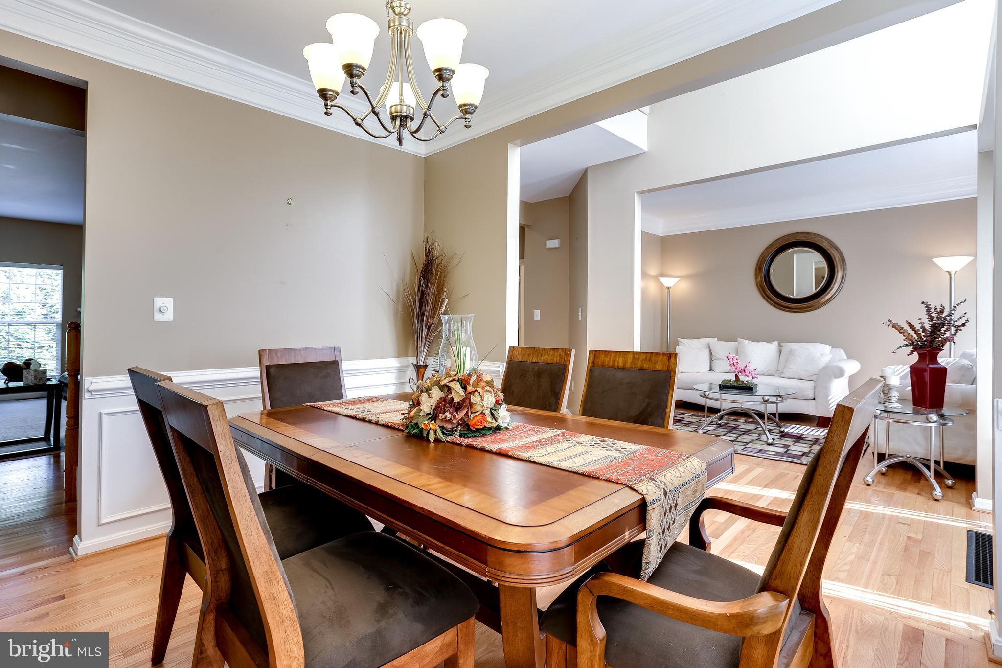 TAYLOR VILLAGE - Residential