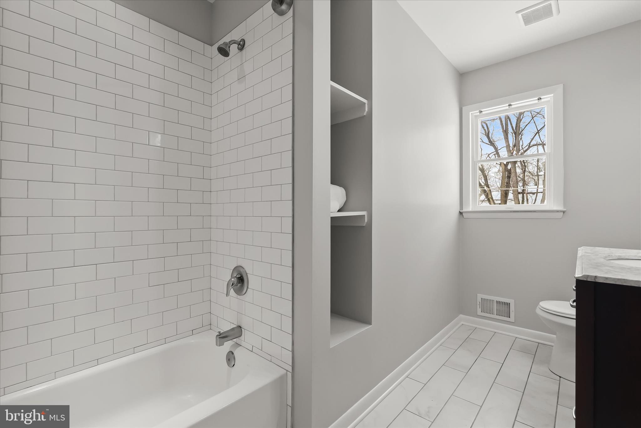 BRIGHTON - Residential