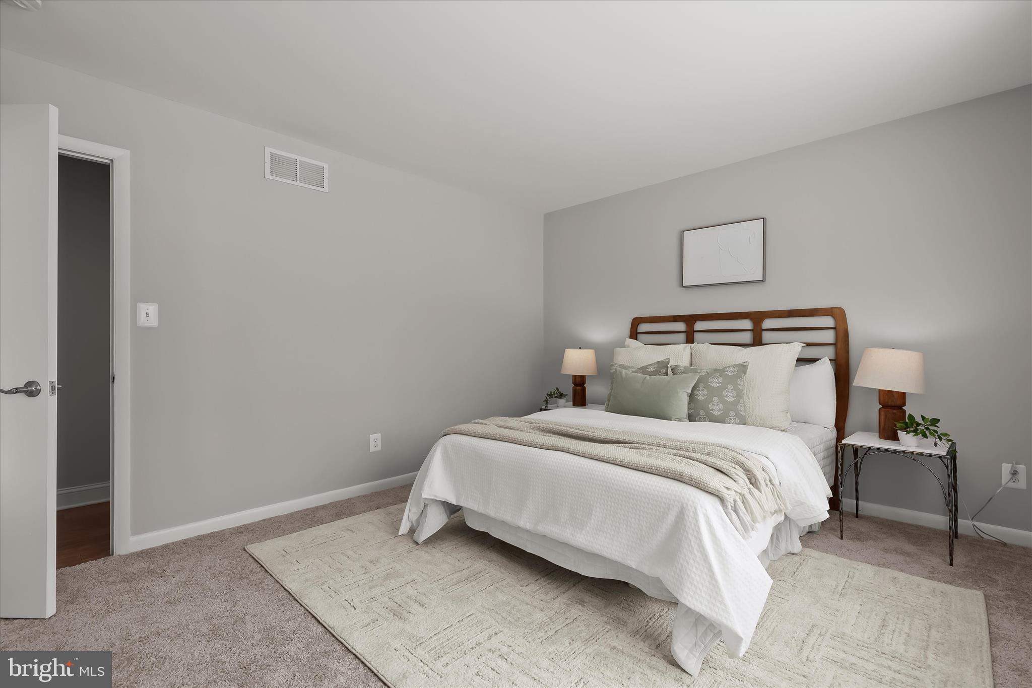 BRIGHTON - Residential