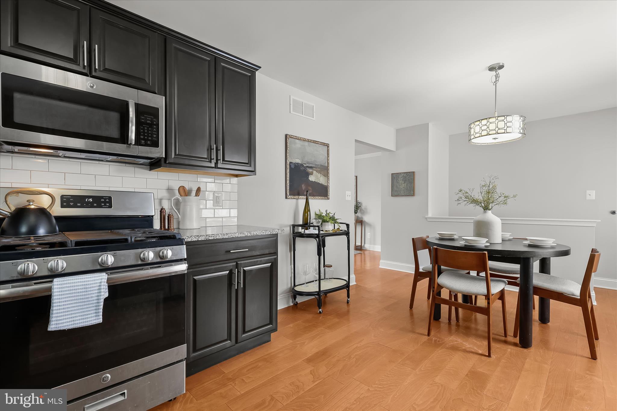 BRIGHTON - Residential