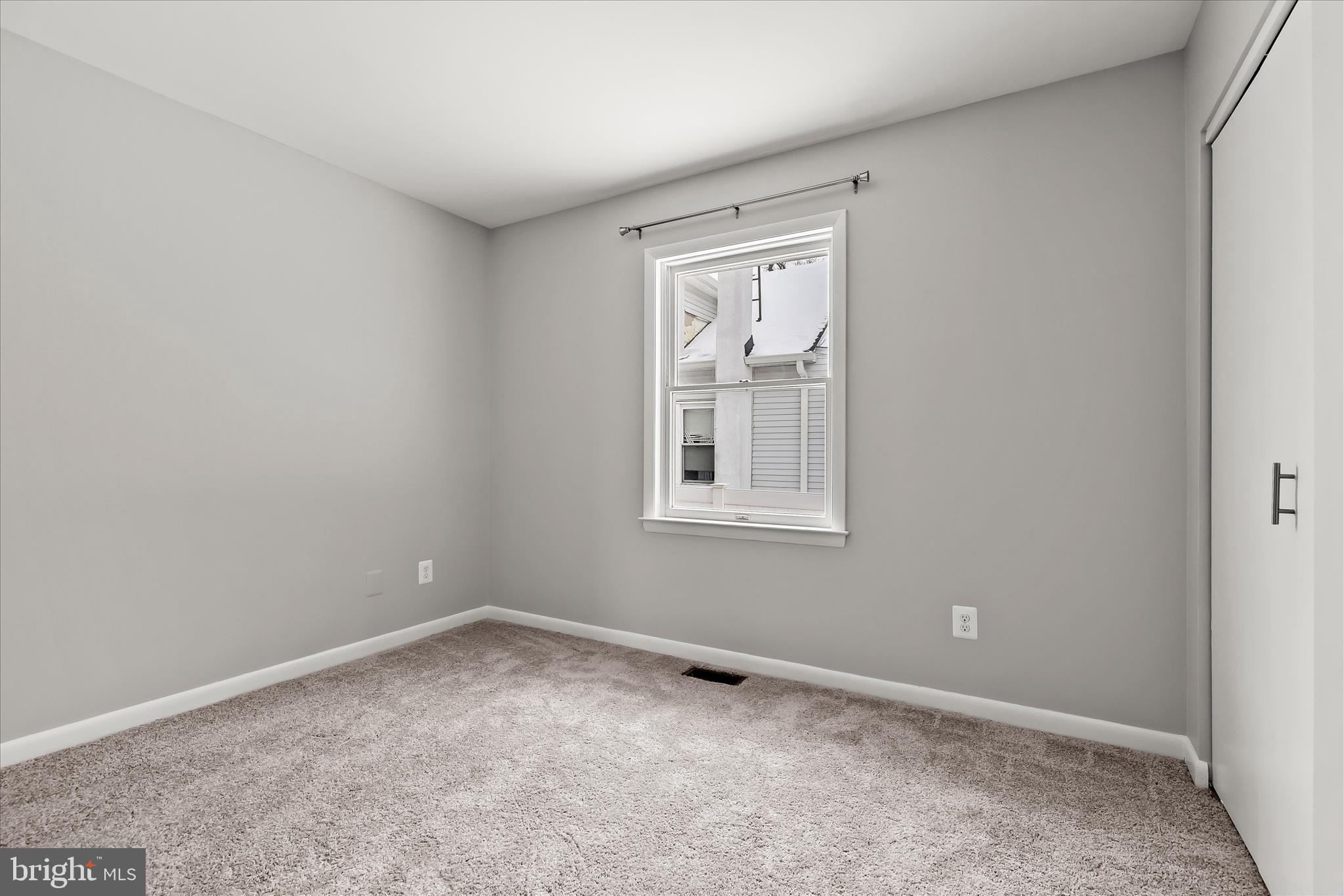 BRIGHTON - Residential