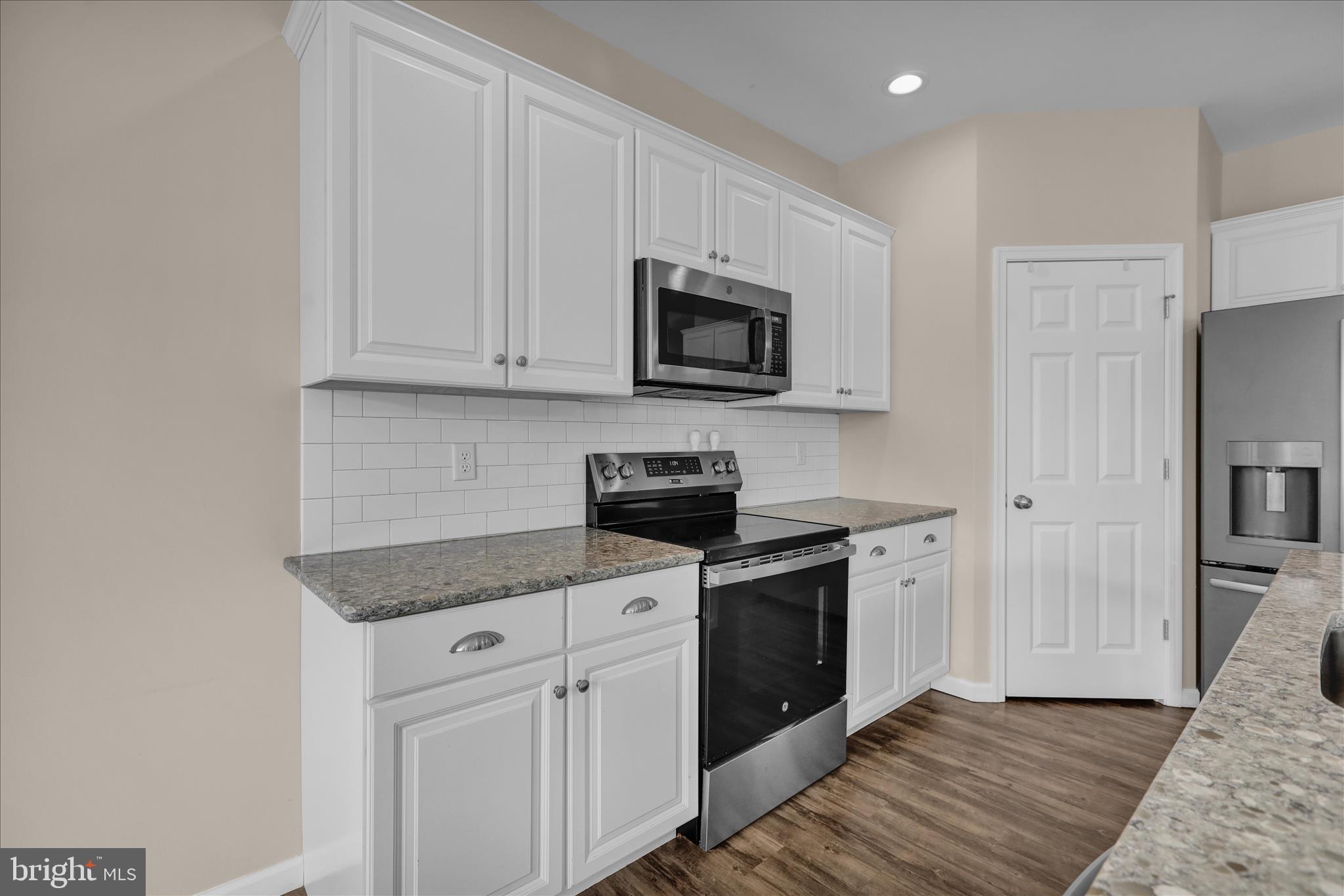 GRAYSTONE CROSSING - Residential