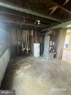 608 GREENBRIAR LANE