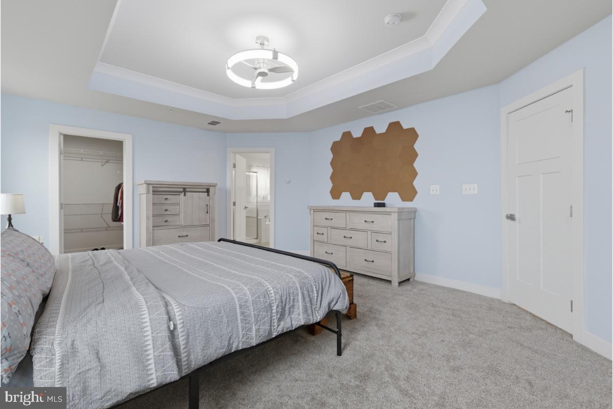 BROOKFIELD - Residential